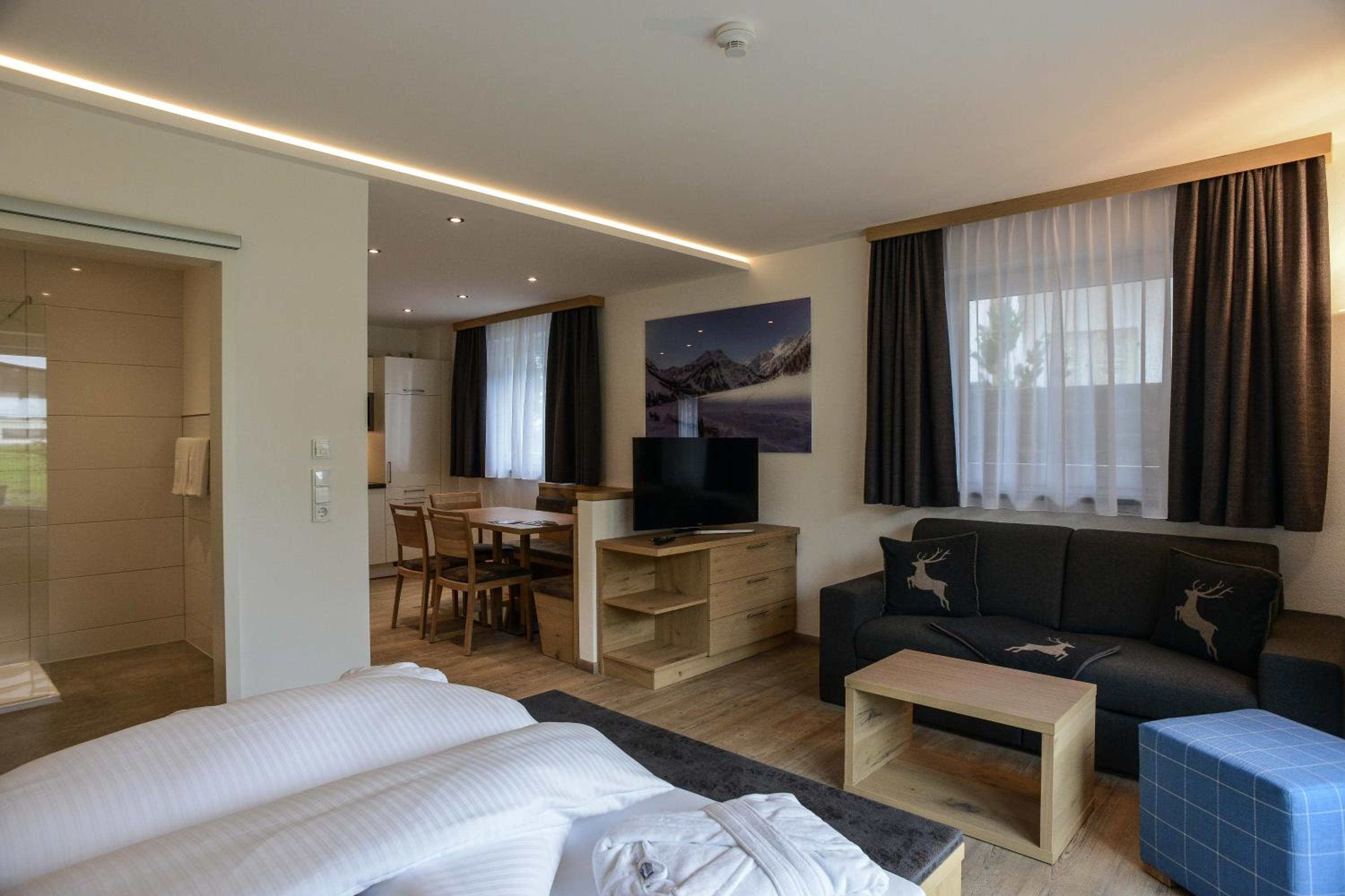 Apartment - Ground Floor photo 2