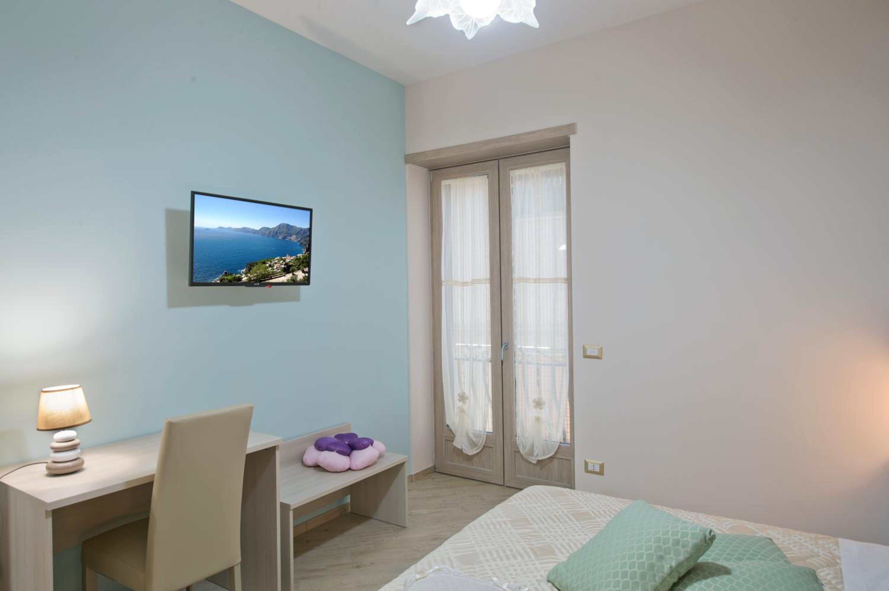 Classic Triple Room photo 2