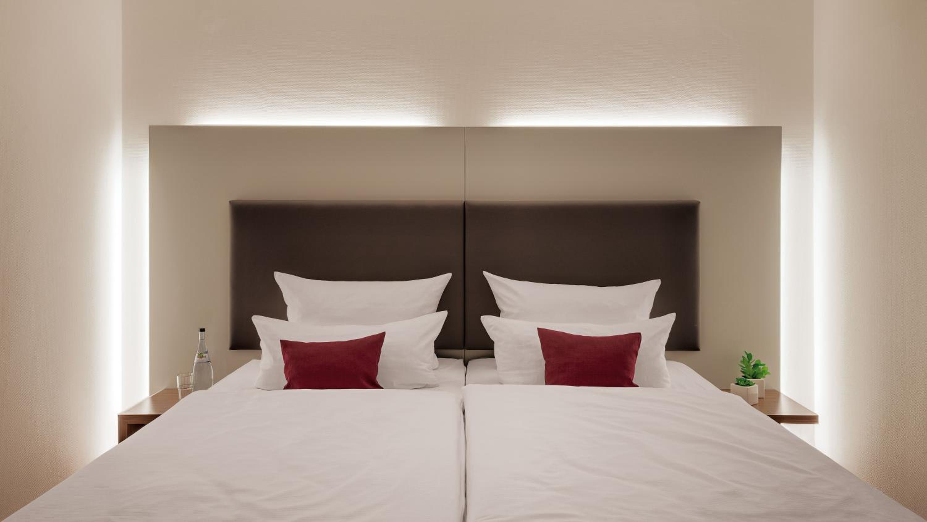 Classic Double Room - Photo 7