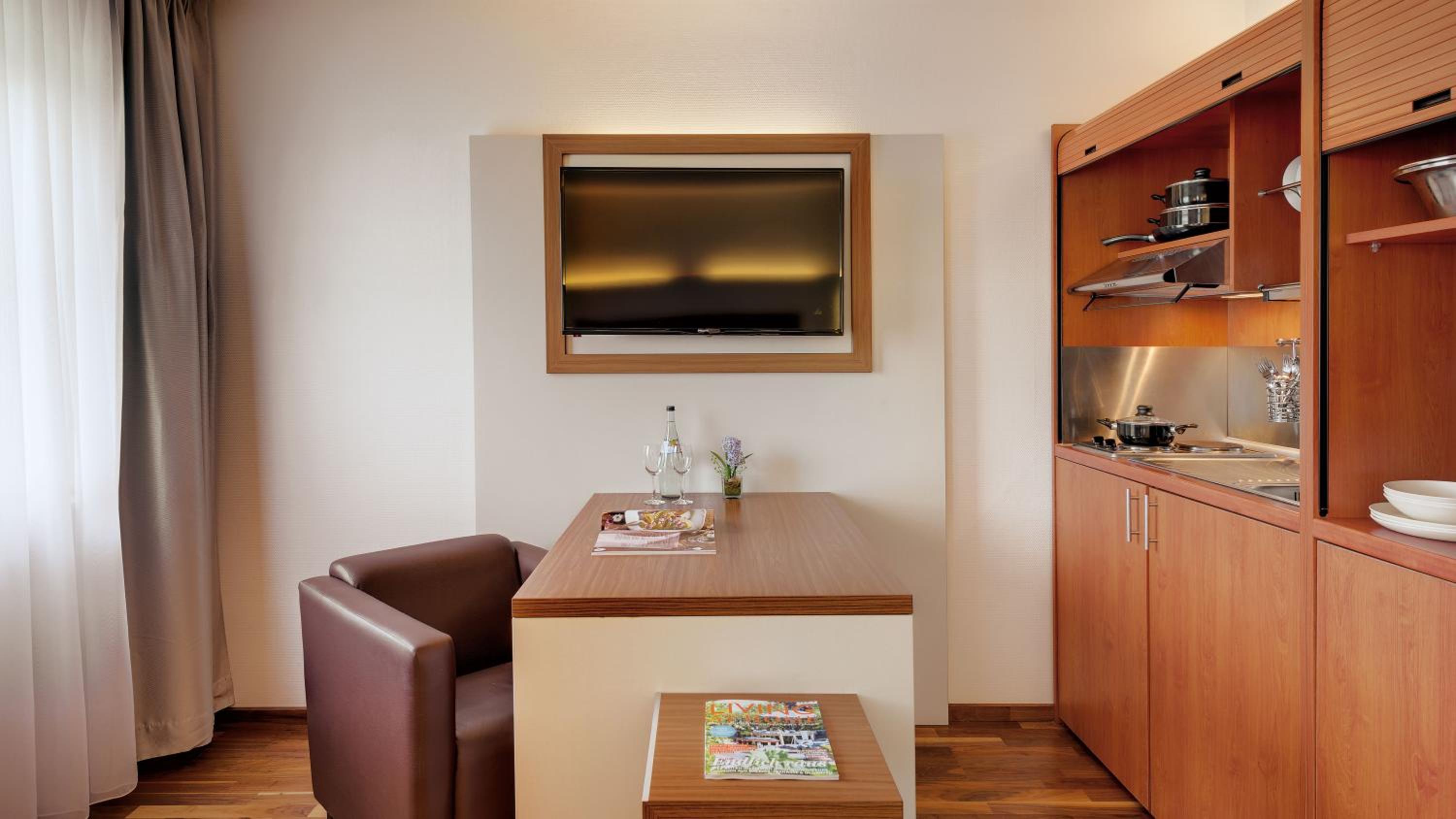 Classic Double Room - Photo 9