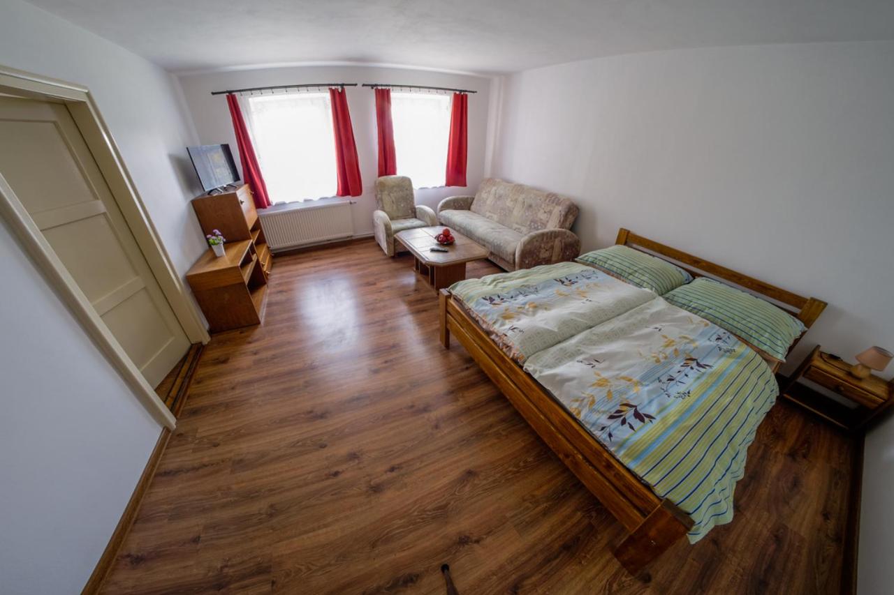 Family Suite photo 2