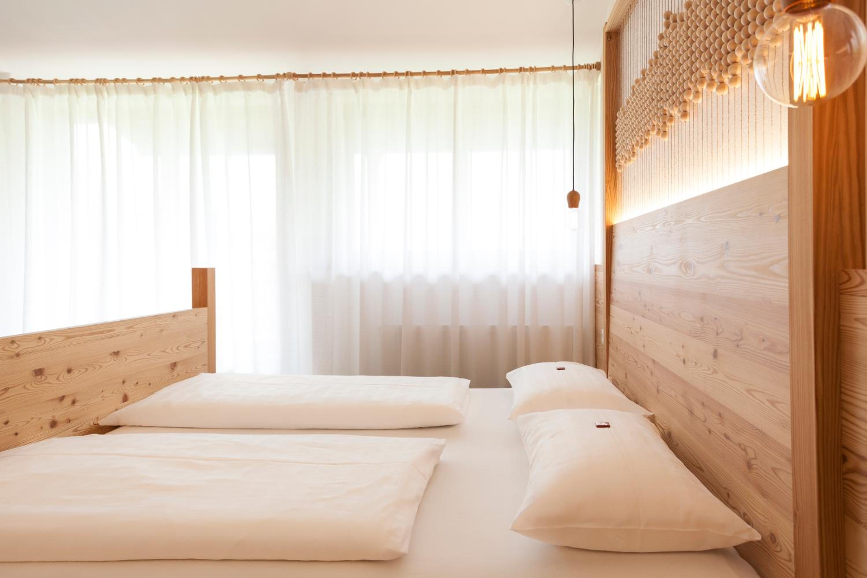 Junior Suite with Balcony - Photo 1