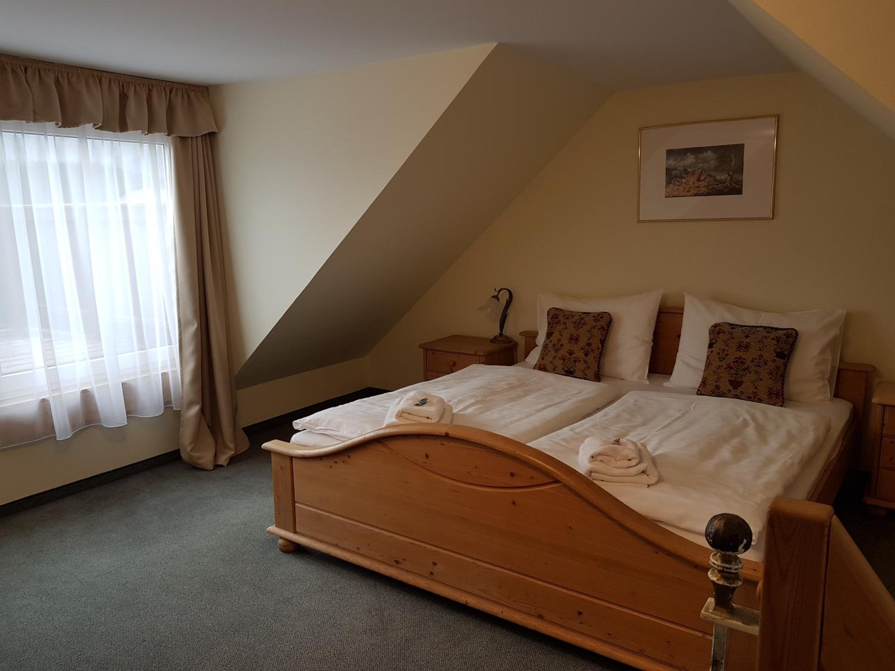 One-Bedroom Apartment (4 Adults) photo 3