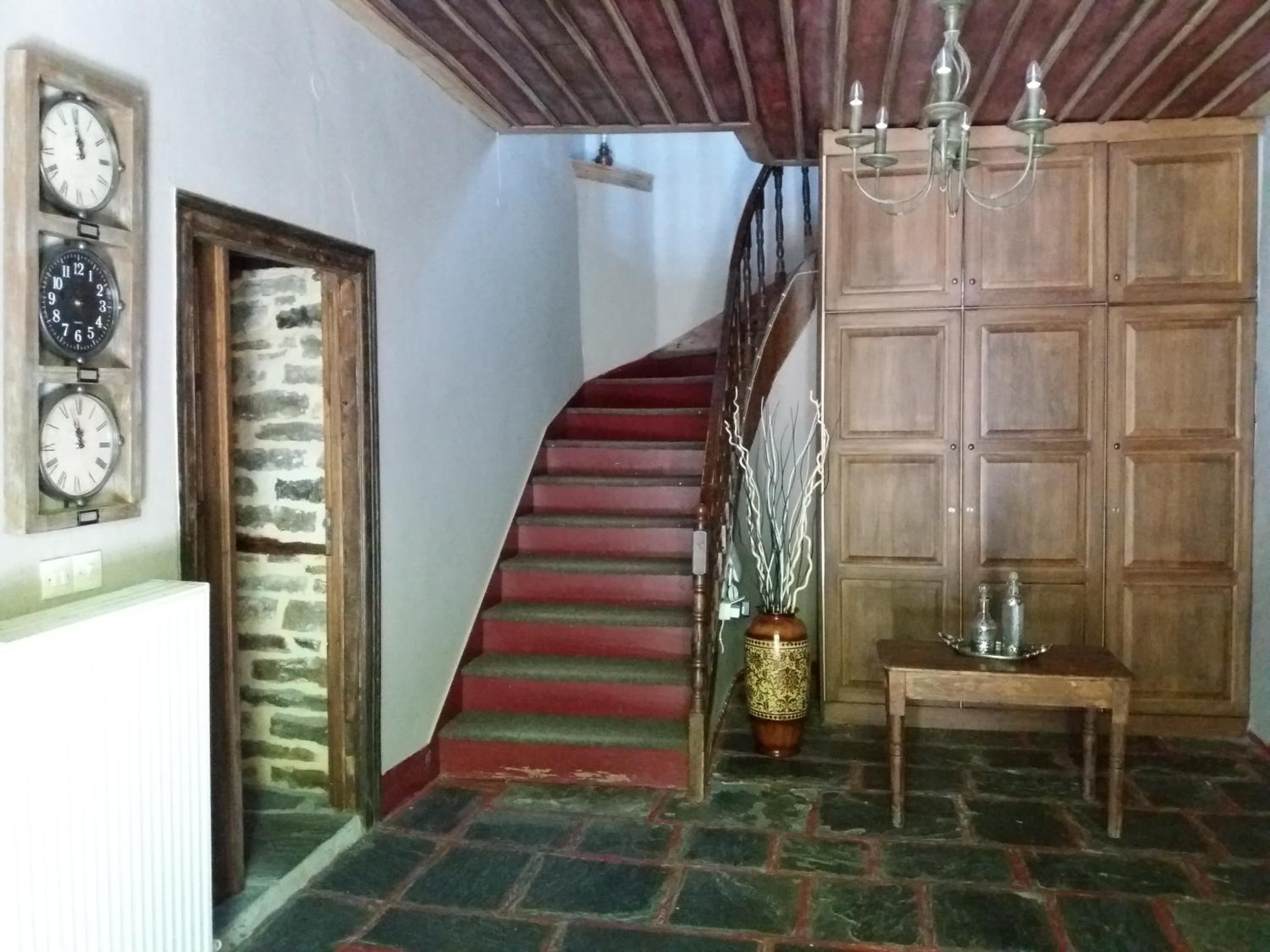 Double or Twin Room with Fireplace - Photo 15