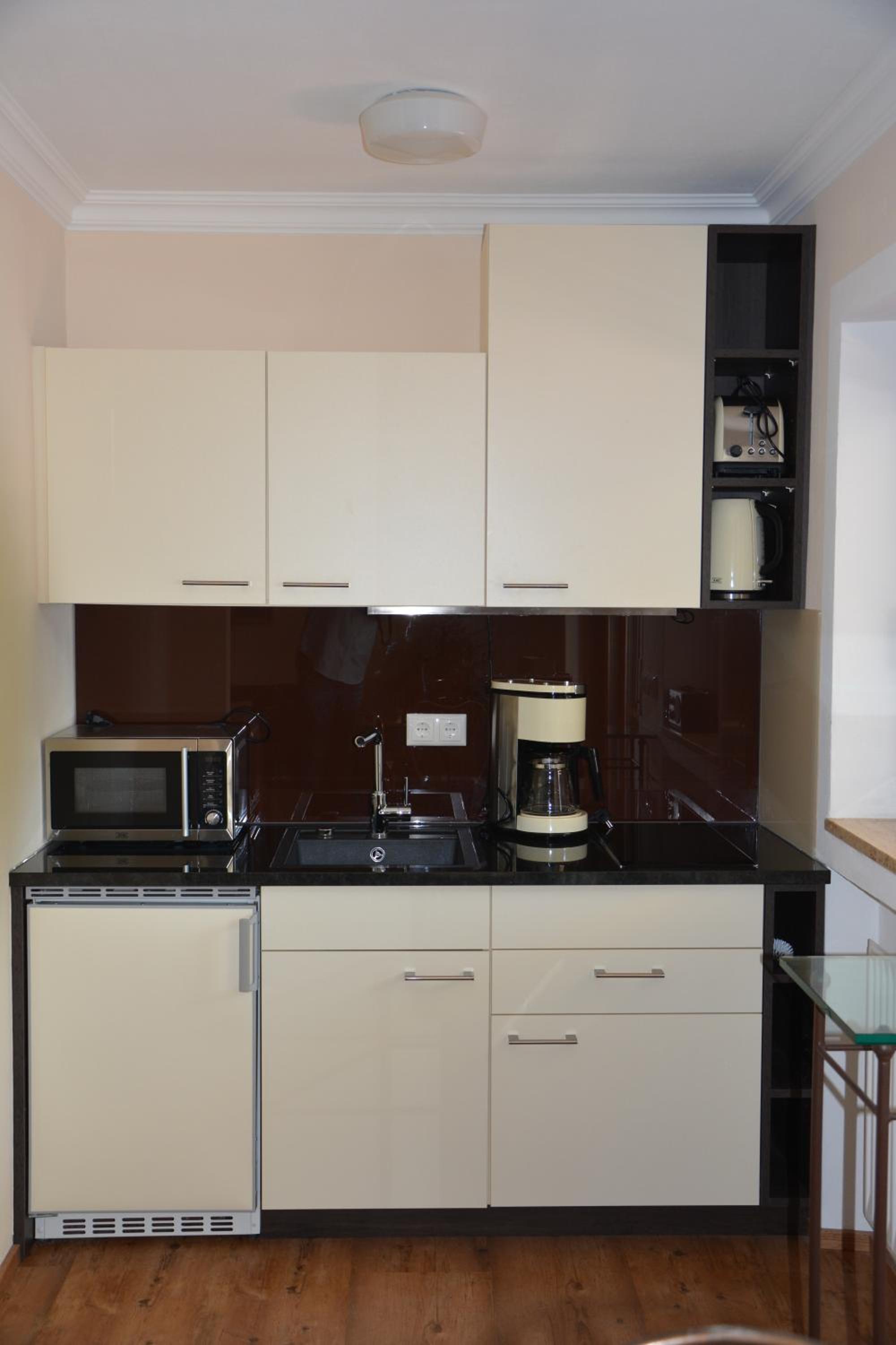 Apartment with Mountain View photo 3