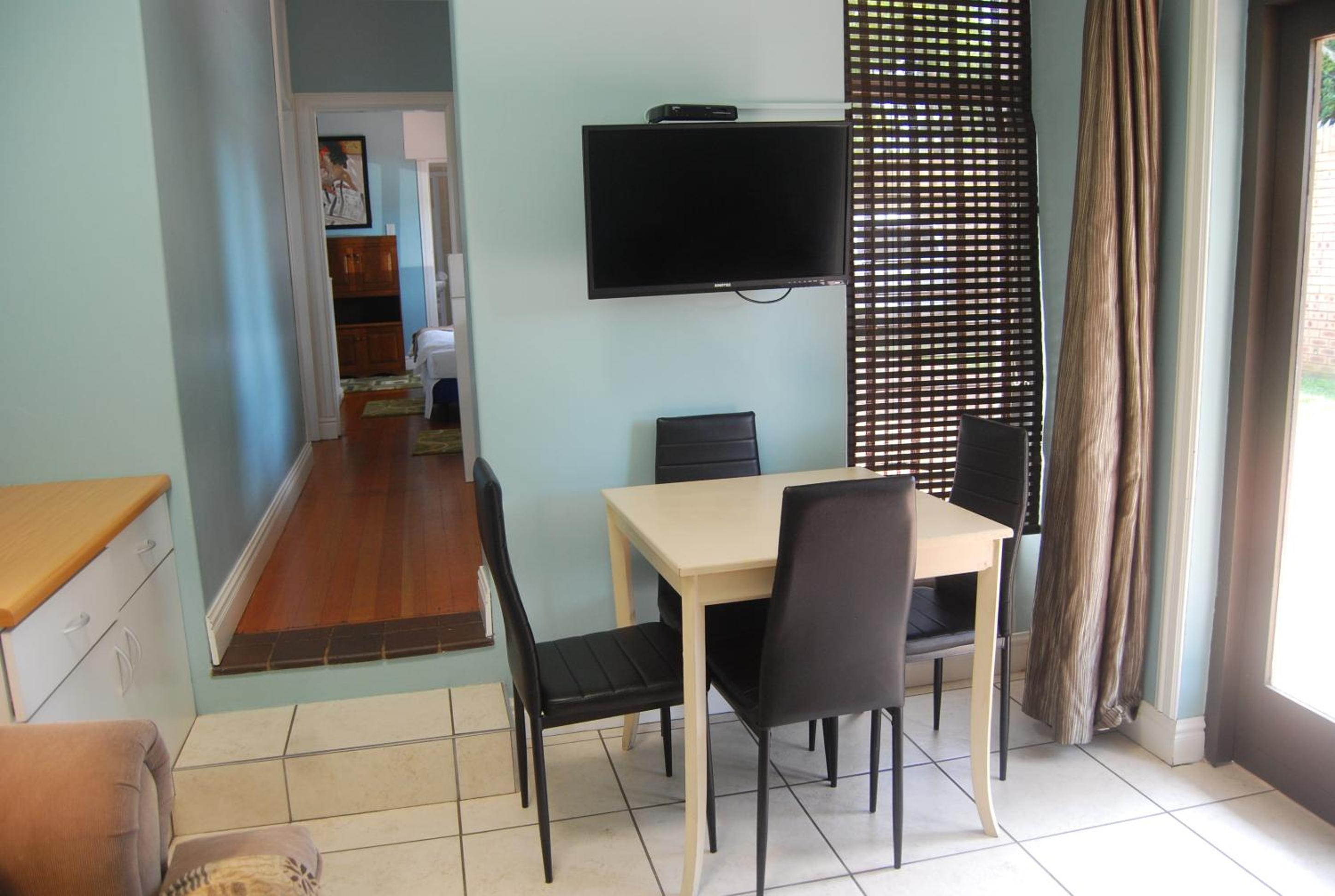 Double or Twin Room - Photo 3