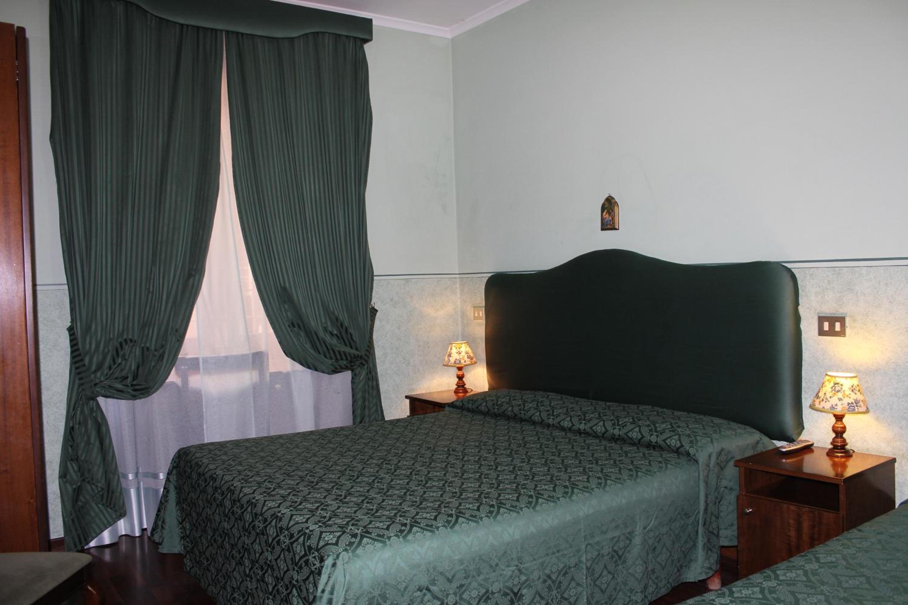 Triple Room photo 3