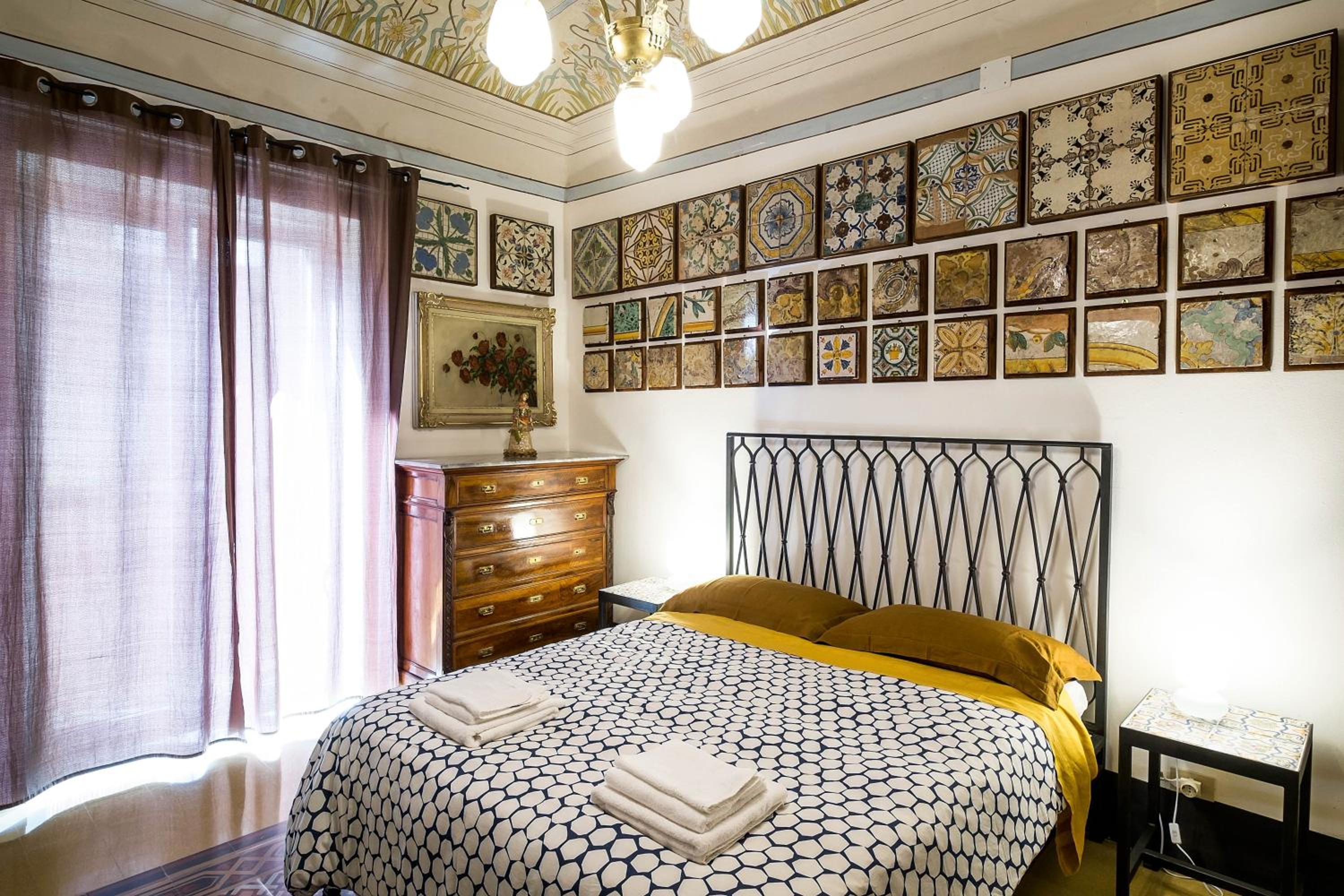 Deluxe Double Room with Balcony photo 1
