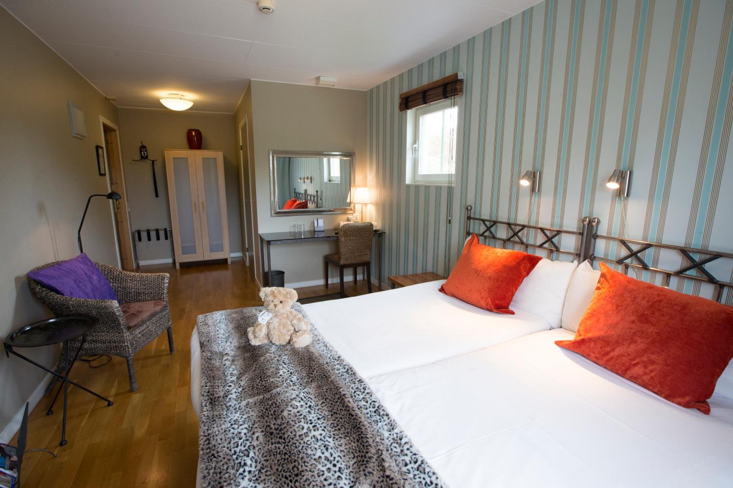 Standard Double Room - Photo 6