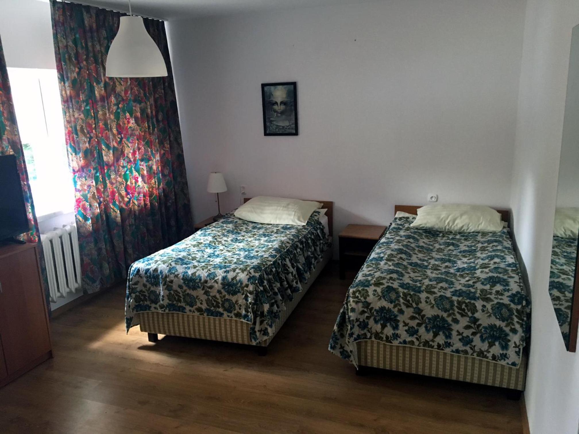 Double or Twin Room with Shared Bathroom photo 1