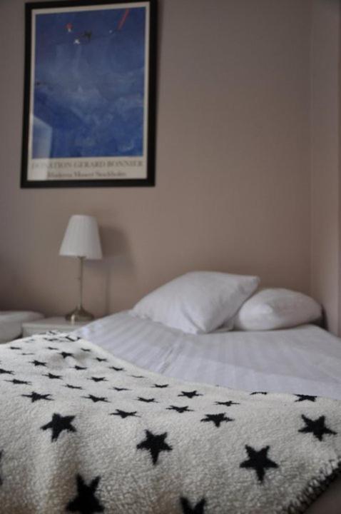 Double or Twin Room - Photo 5