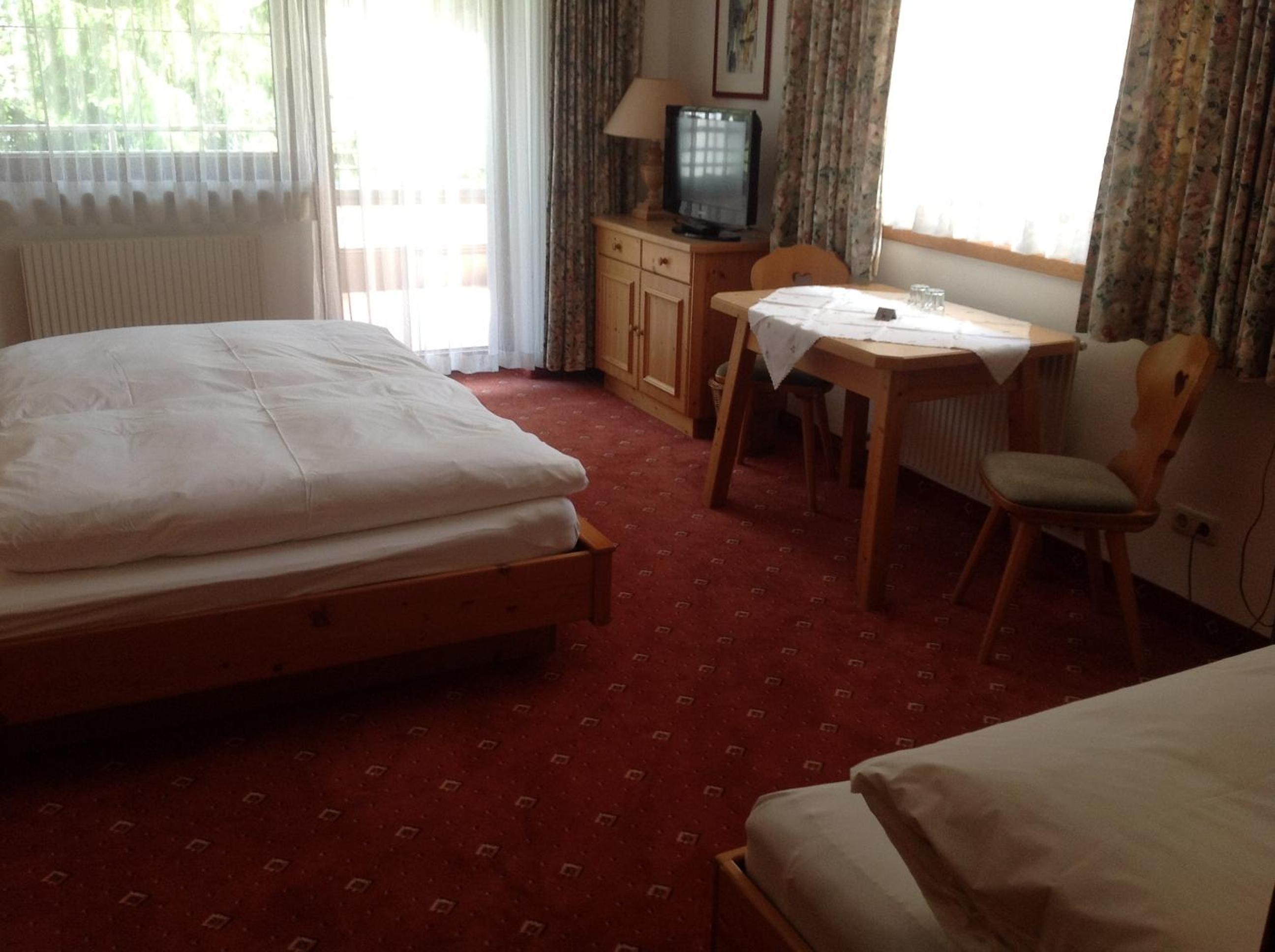 Triple Room photo 3