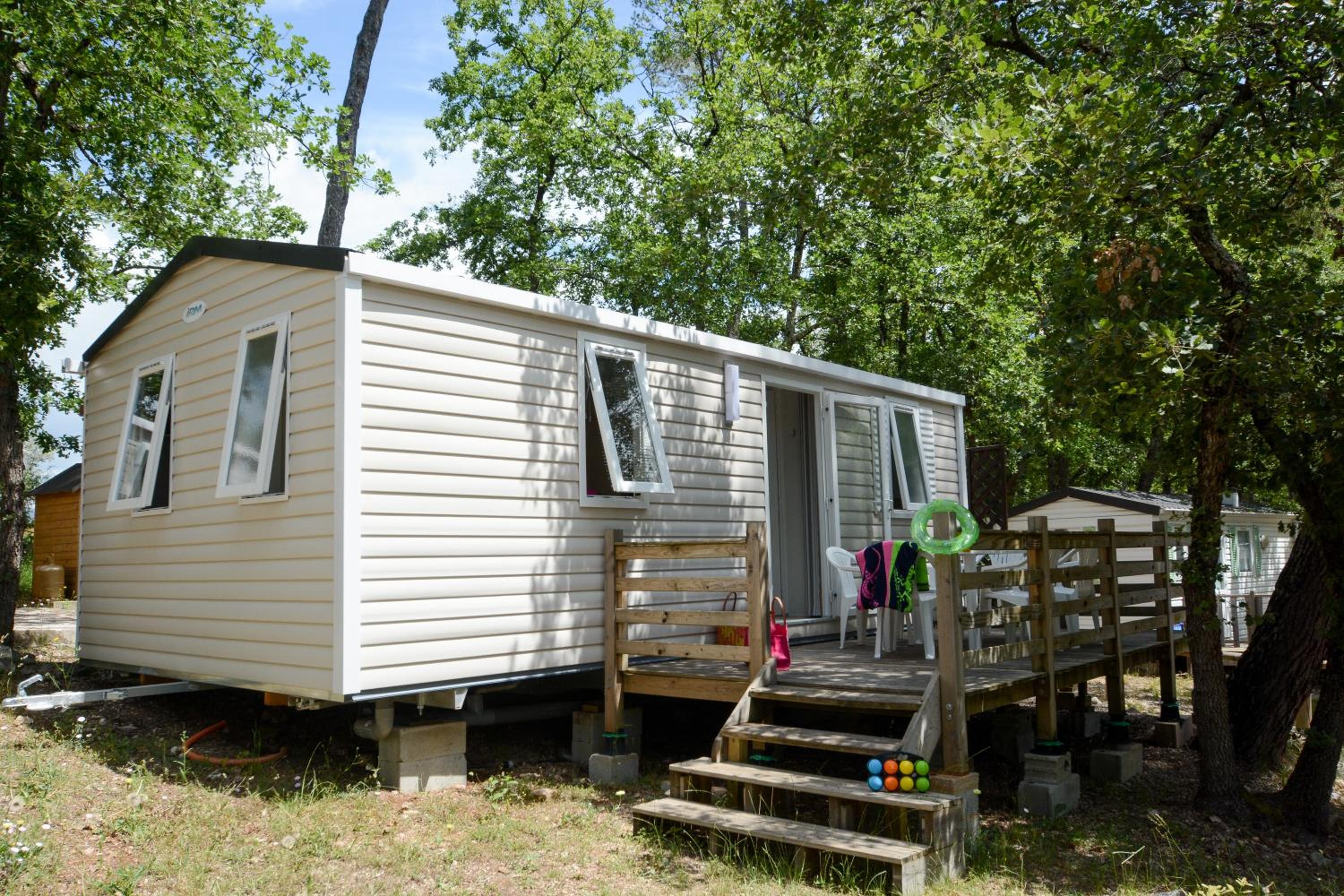 Mobile Home photo 1