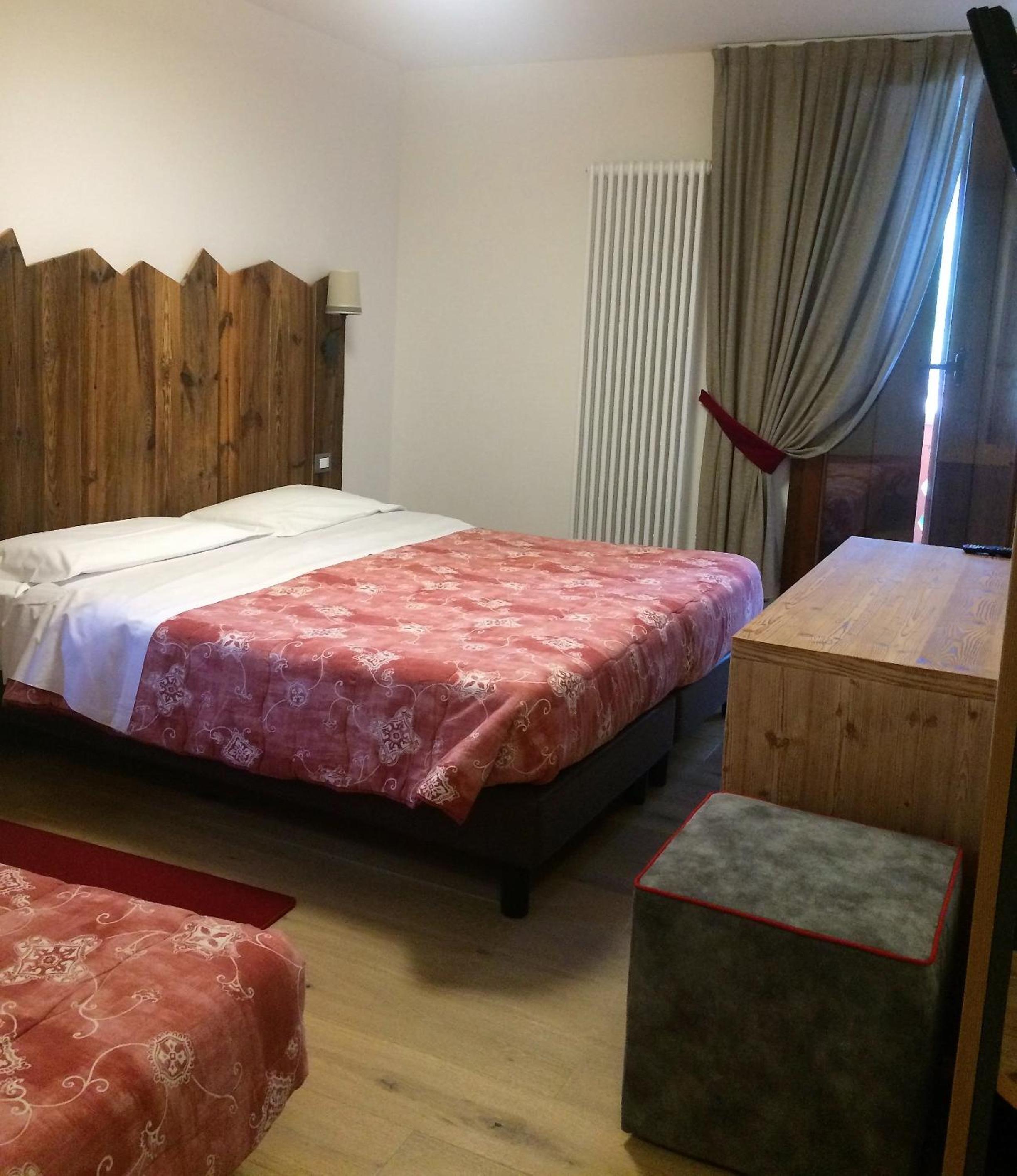 Triple Room - Photo 2