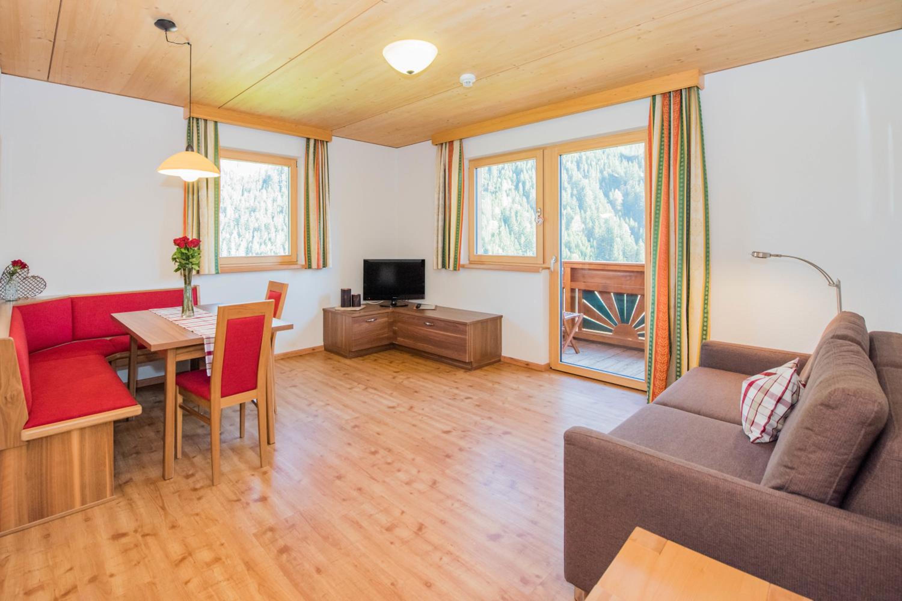 One-Bedroom Apartment with Sauna