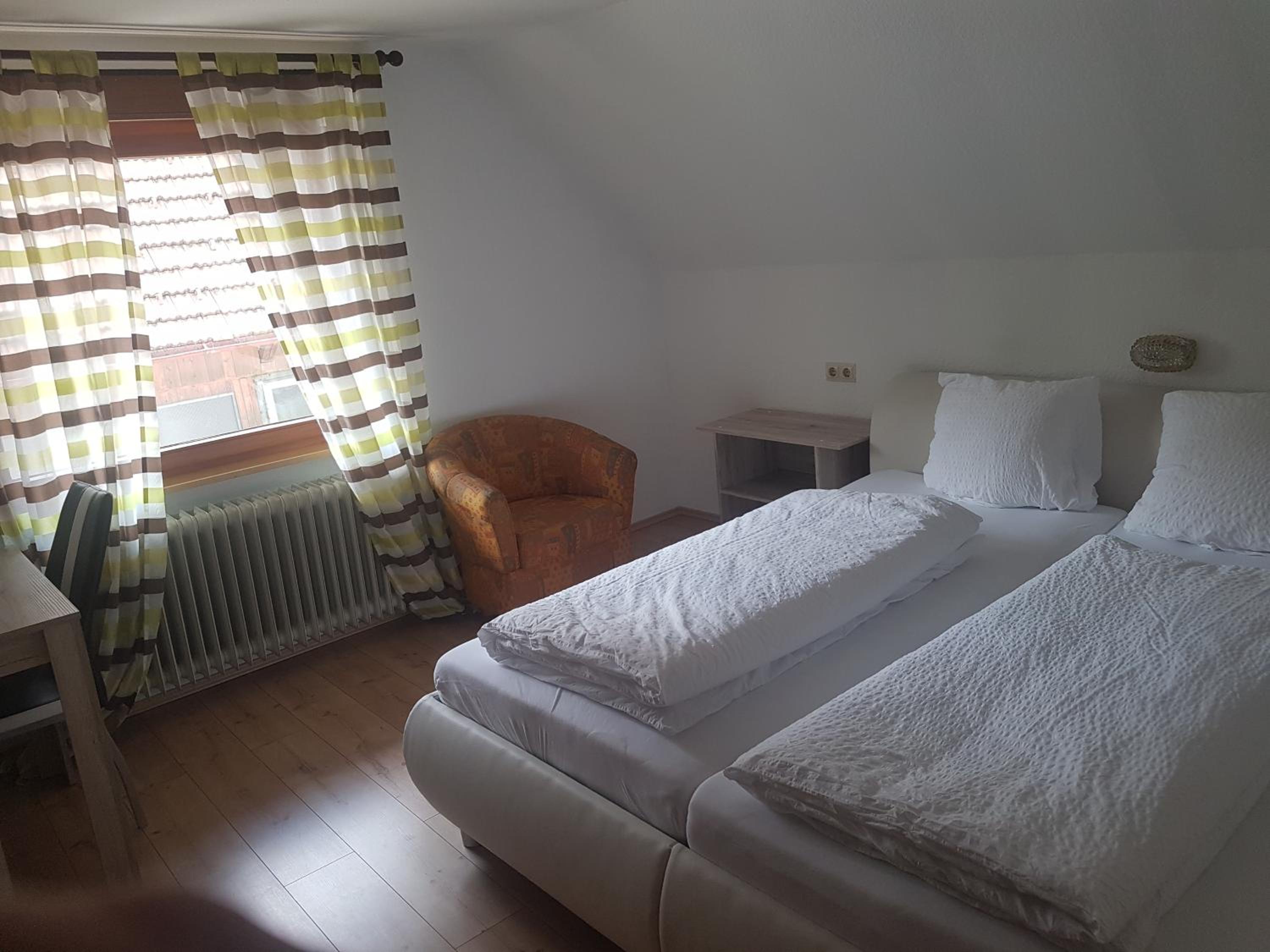 Double Room with Shared Bathroom photo 1
