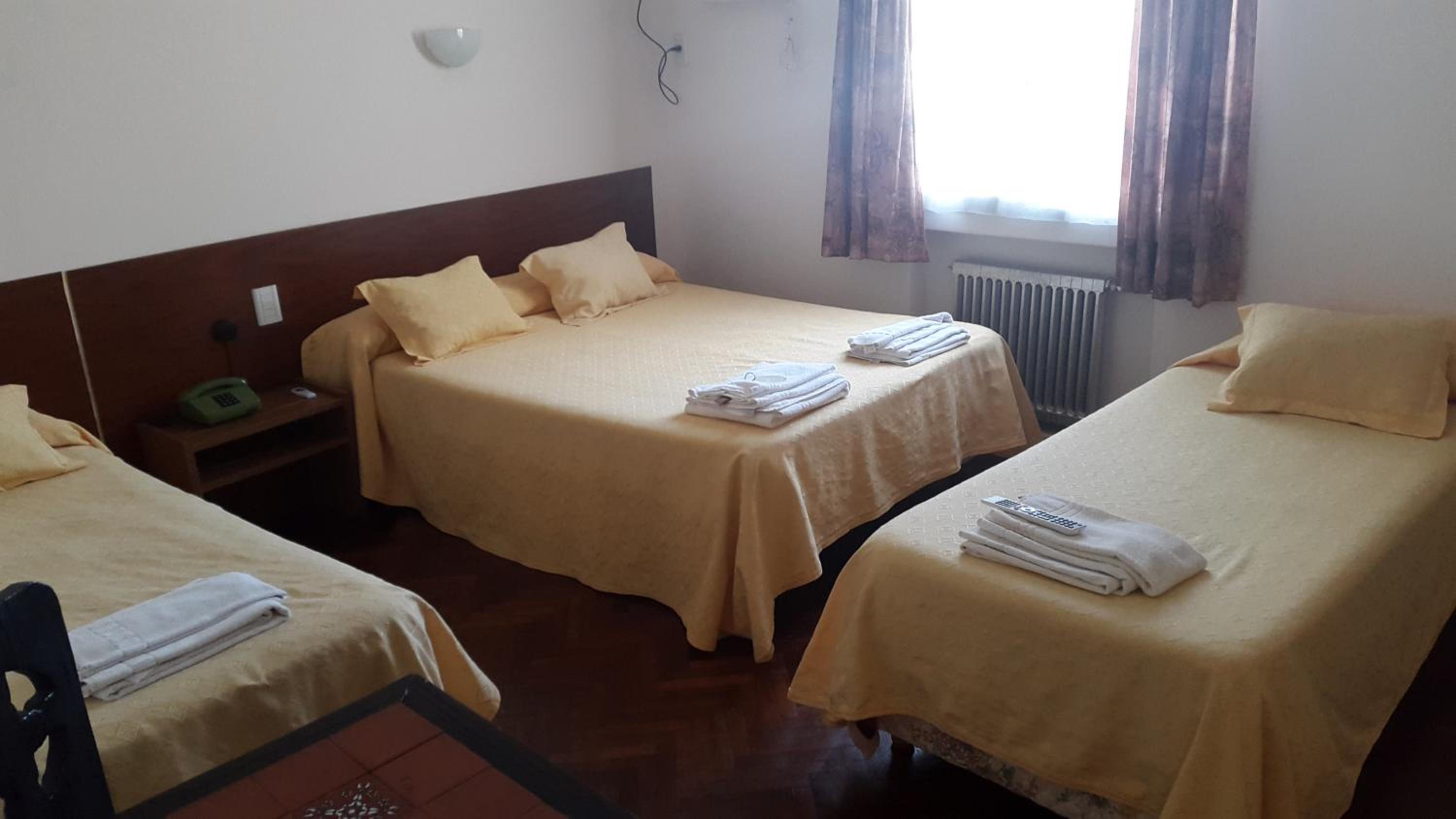 Classic Quadruple Room