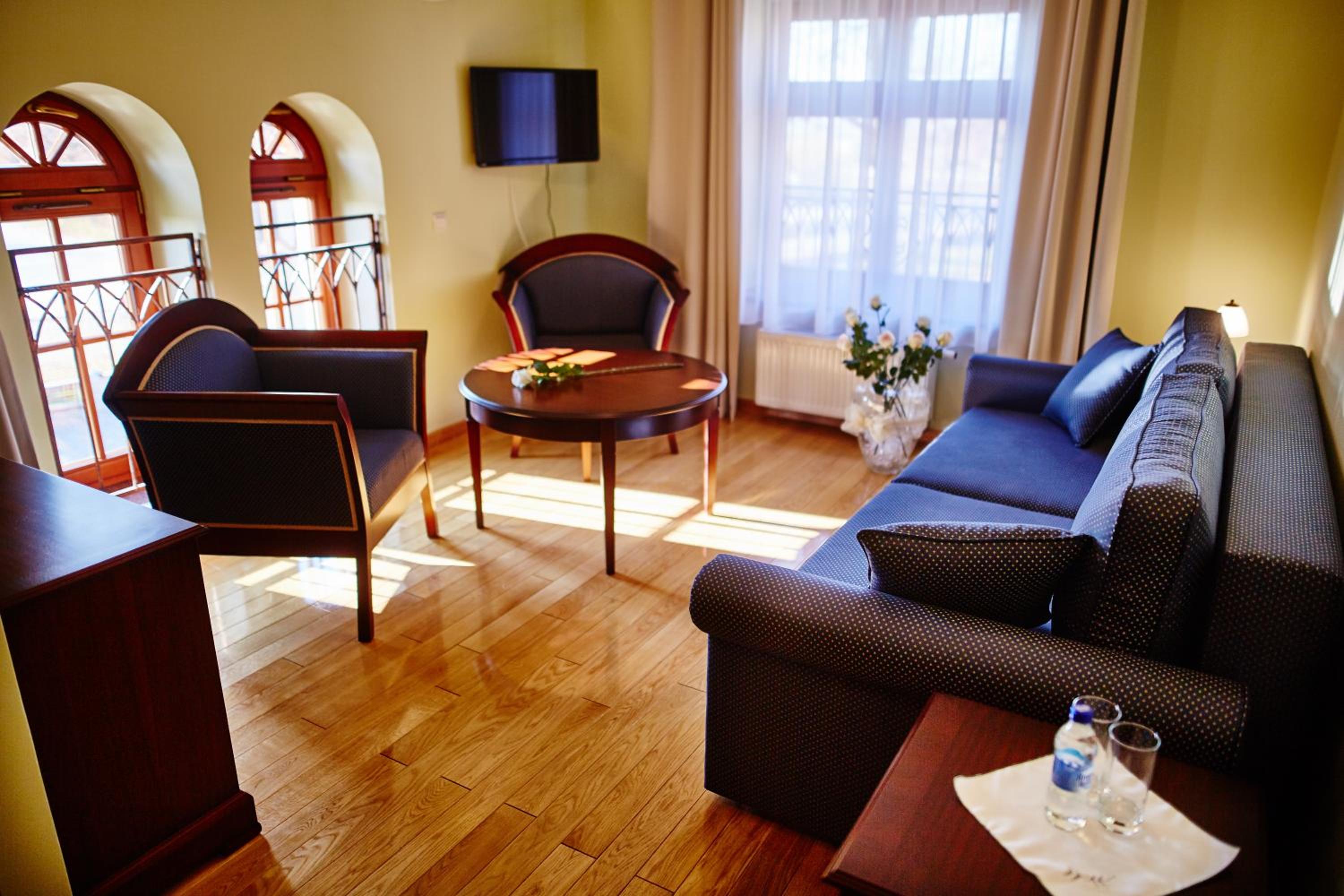 Apartment - Photo 6