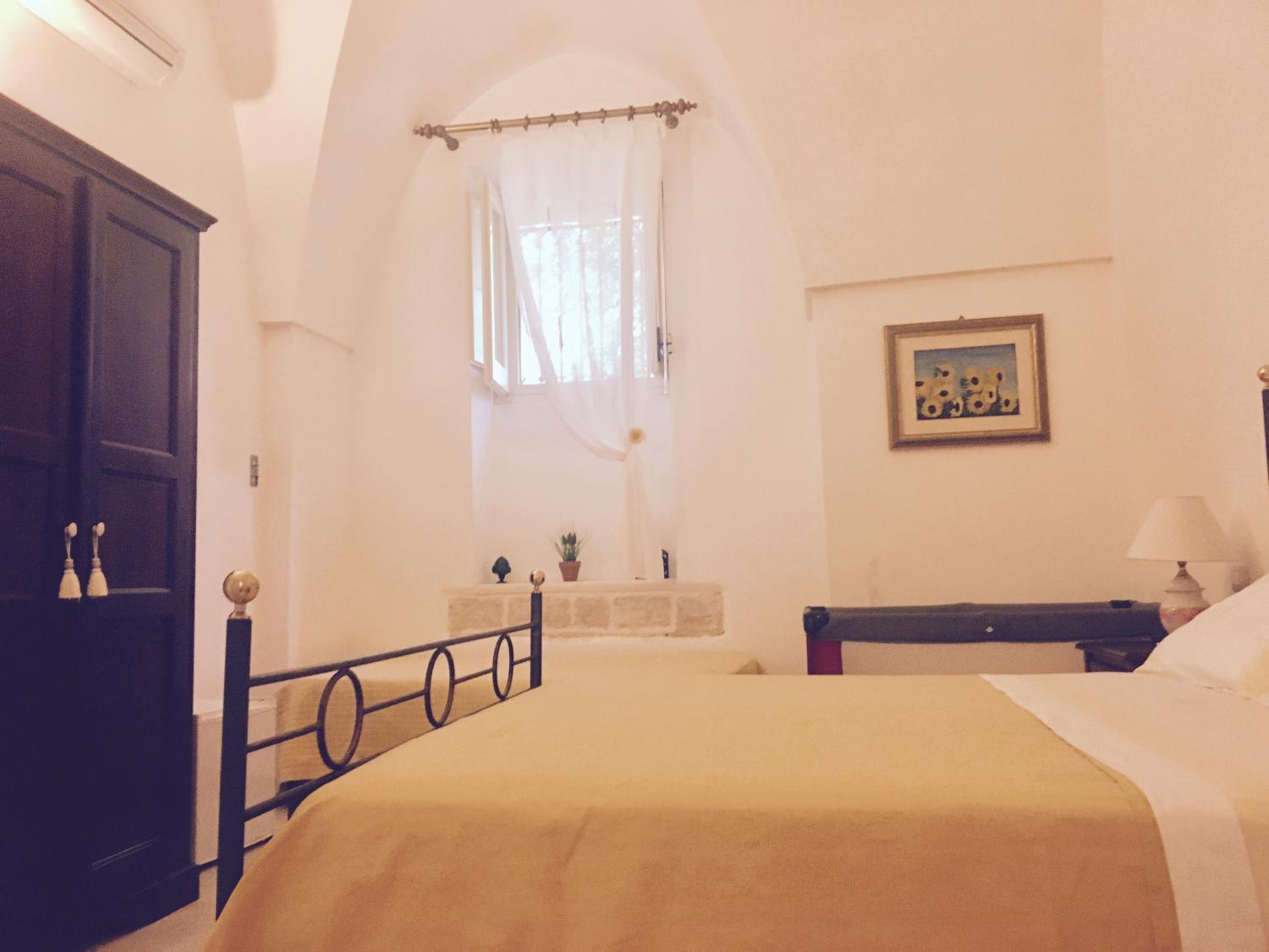 Deluxe Room (2 Adults + 1 Child) photo 1