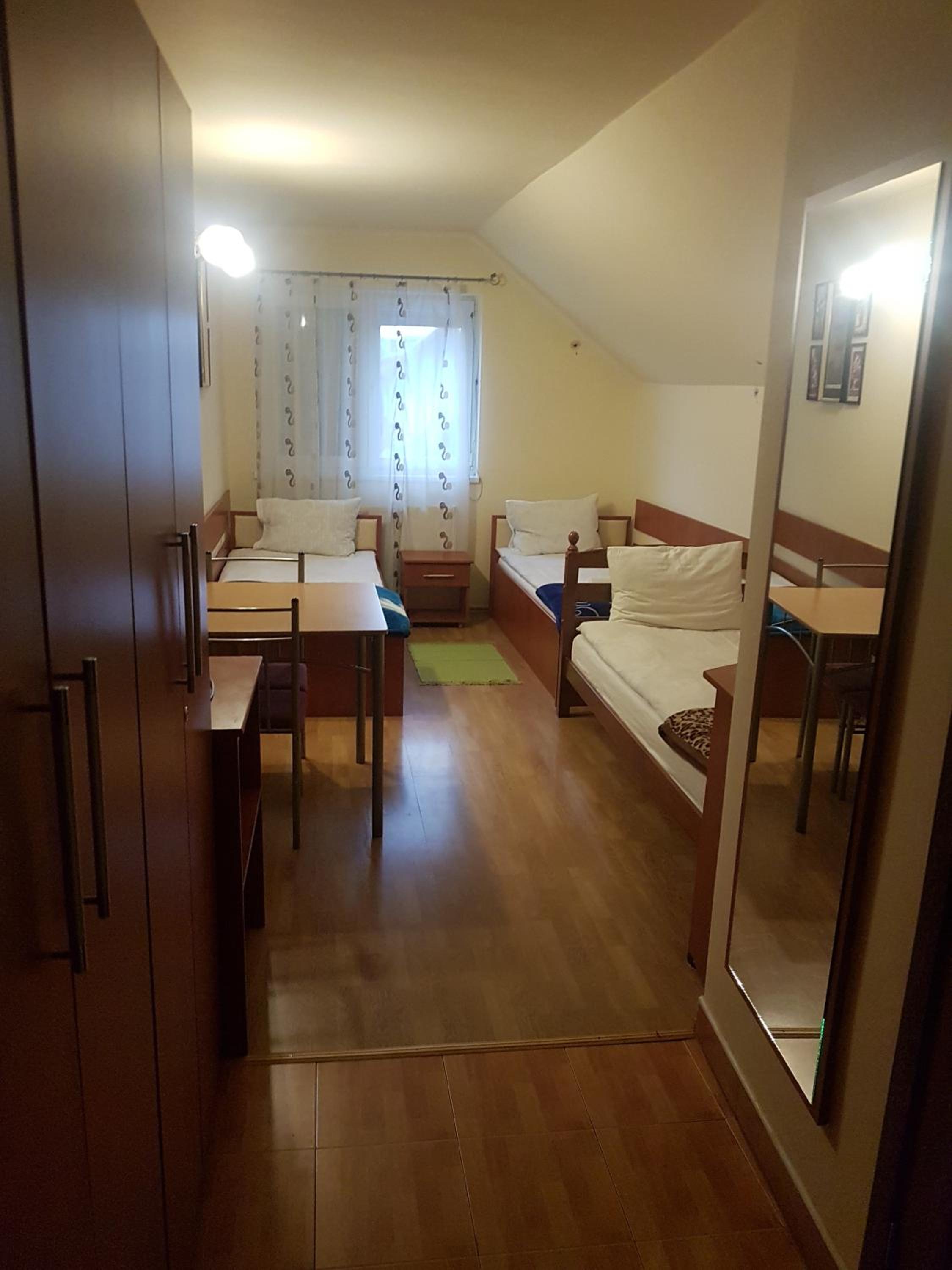 Triple Room with Bathroom photo 1