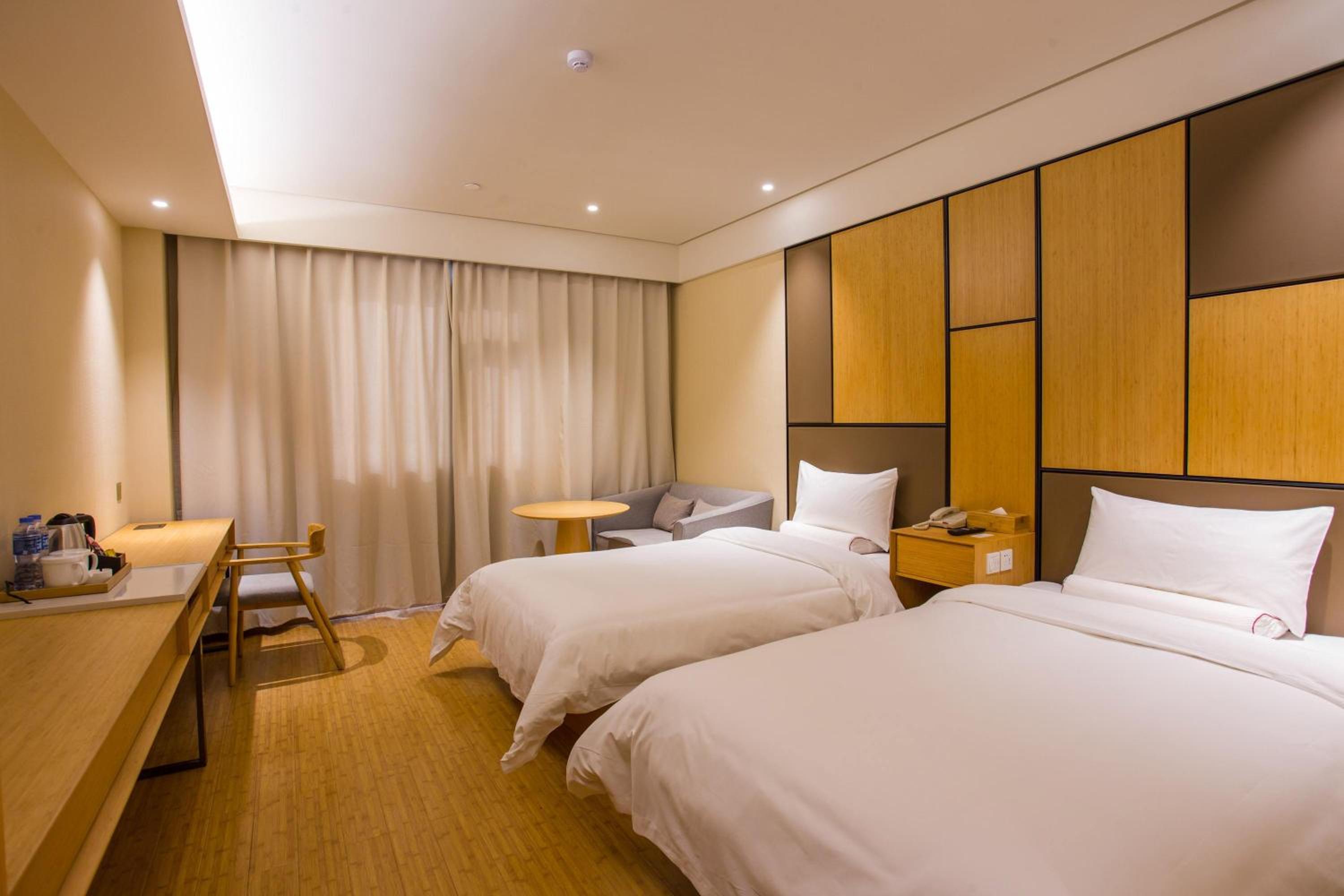 Superior Twin Room photo 2