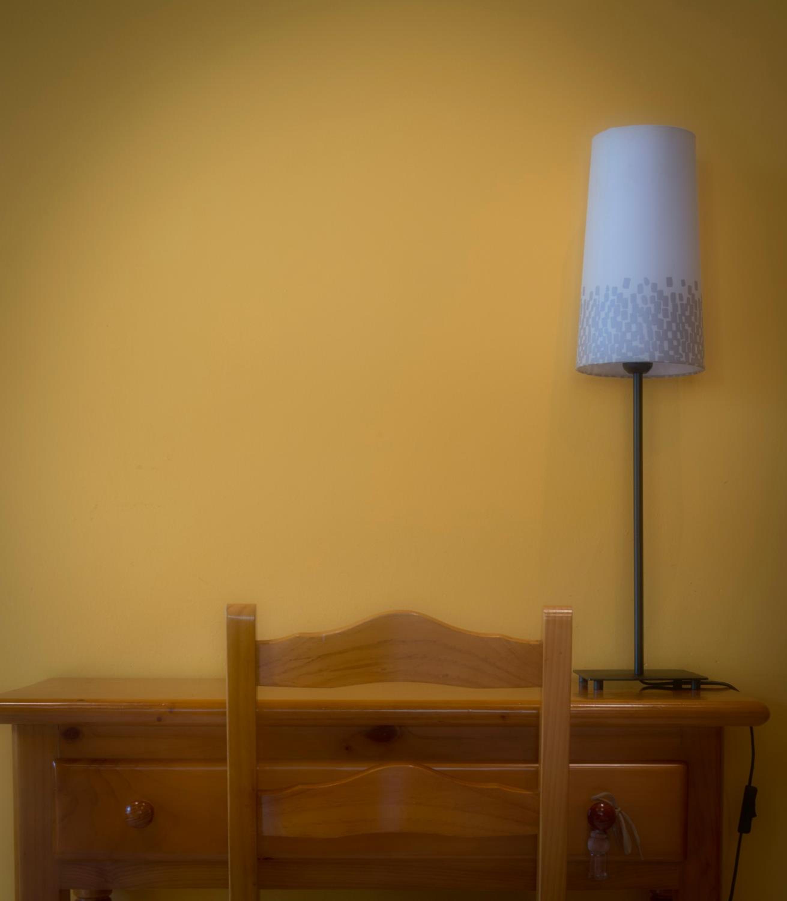 Twin Room - Photo 4