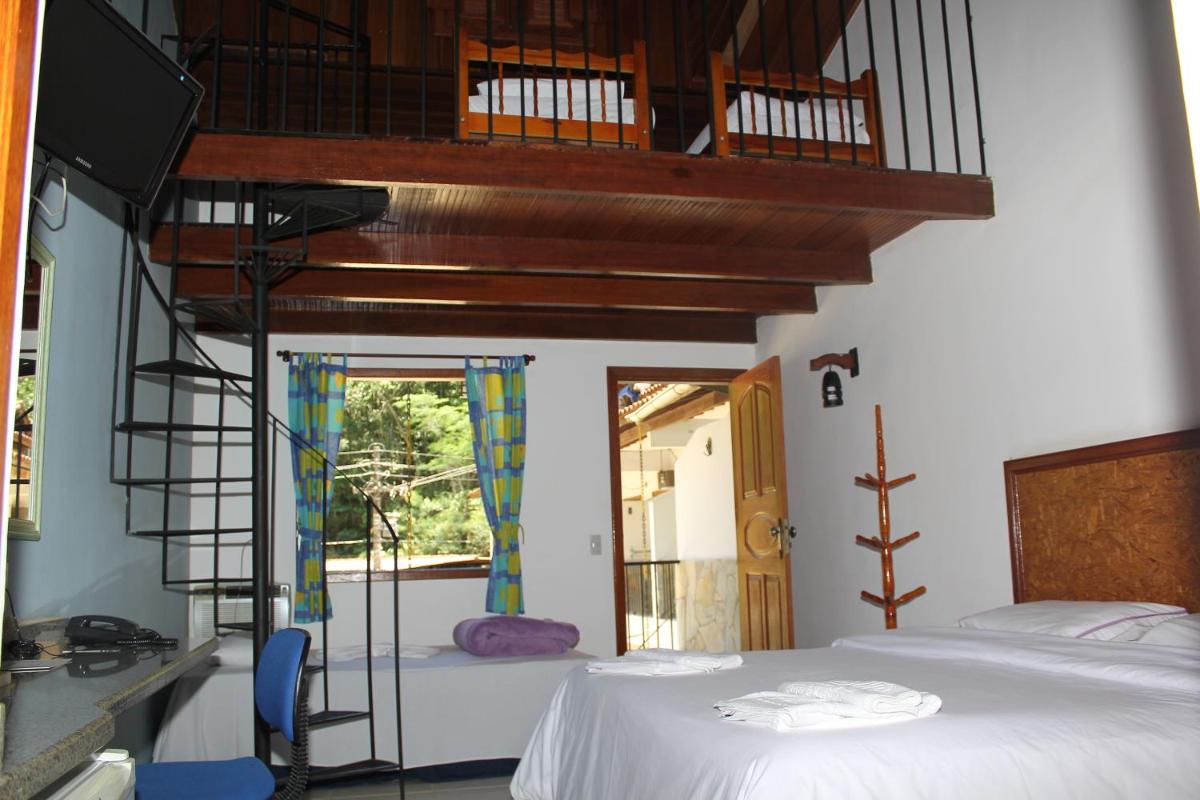 Family Room photo 1