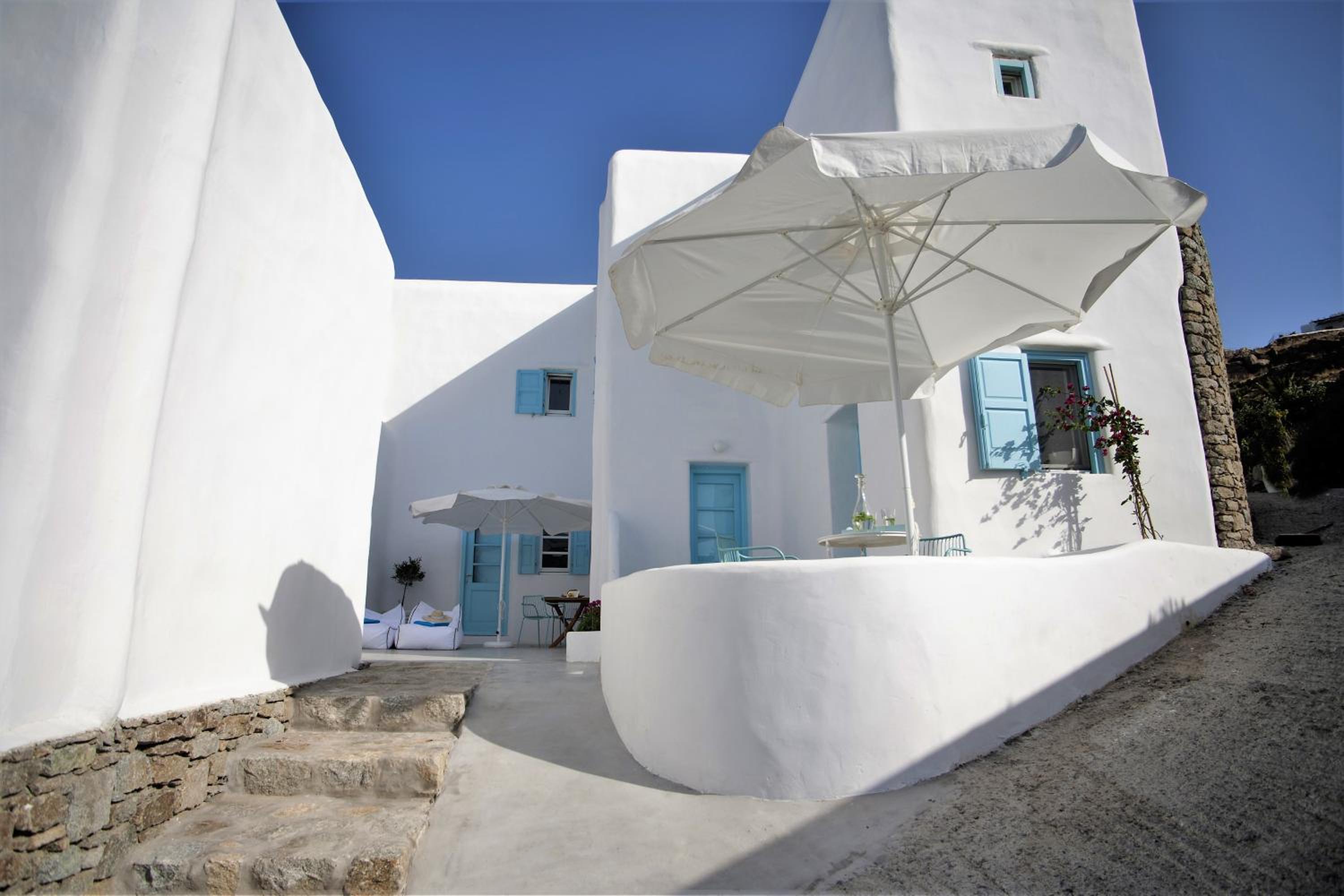 Apartment with Side Sea View - Photo 2