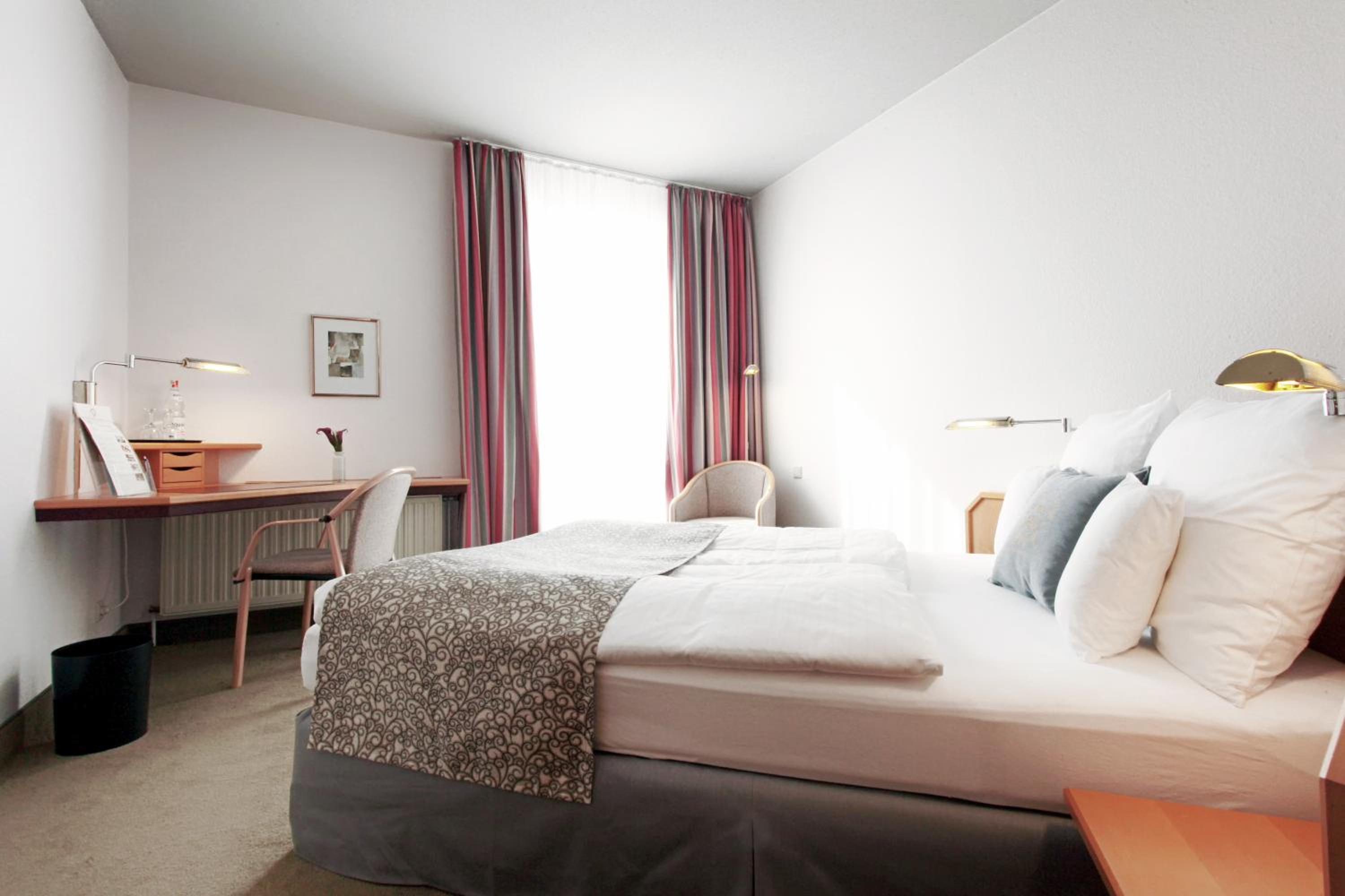 Classic Double Room - Photo 1