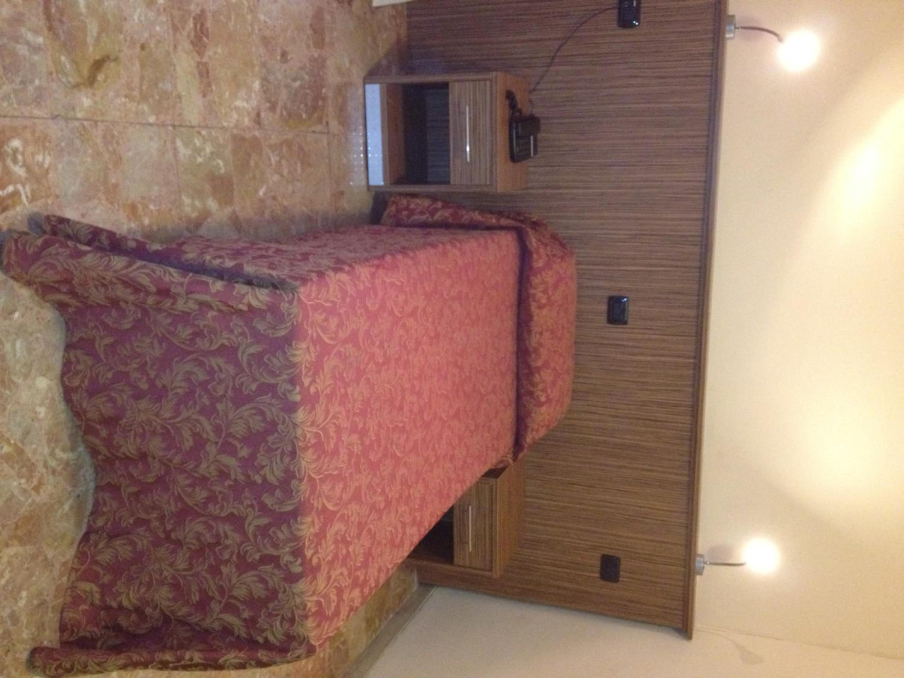 Twin Room - Photo 2