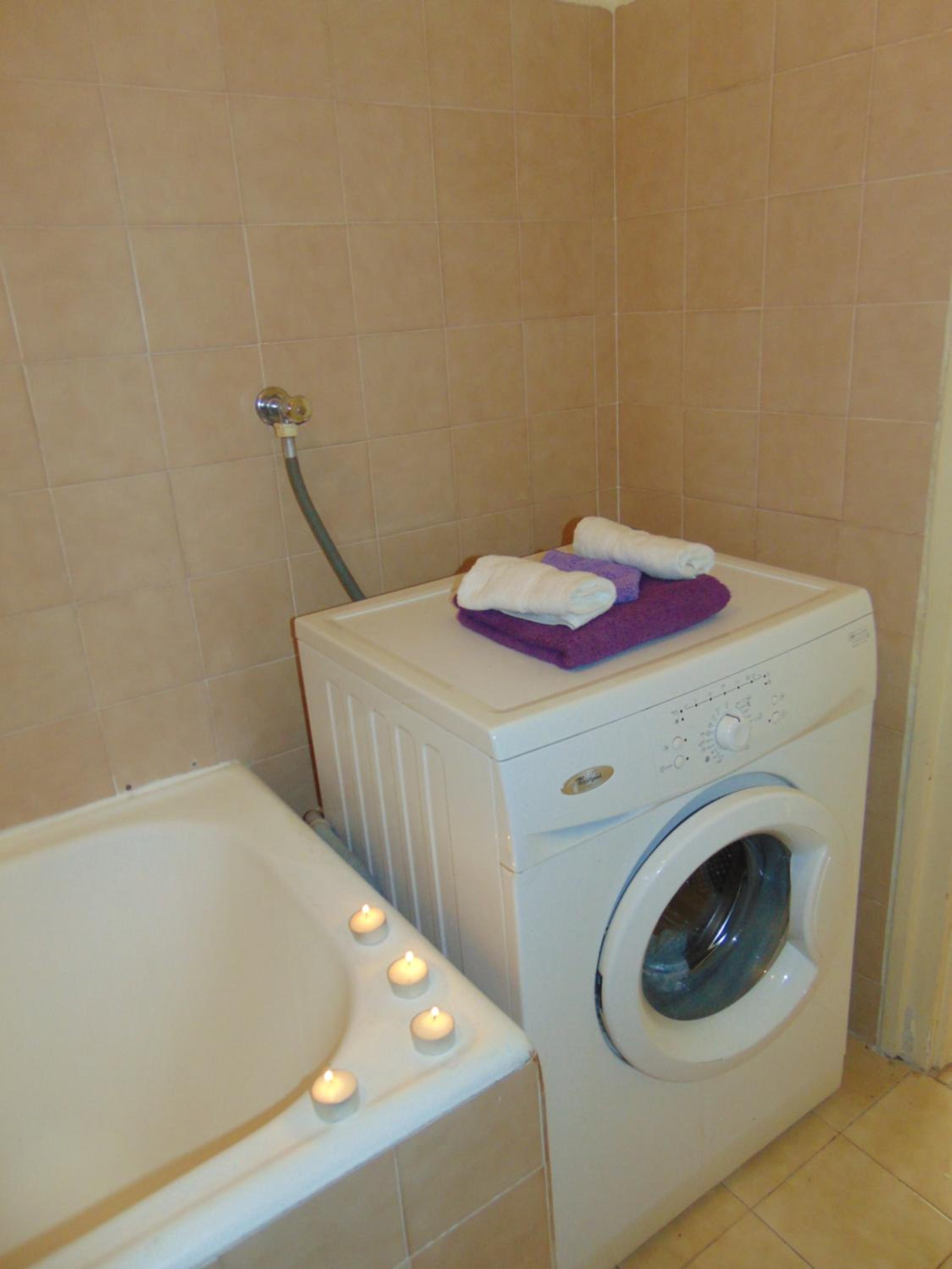 Apartment - Photo 17