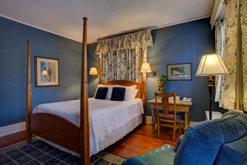 Deluxe Queen Room photo 1