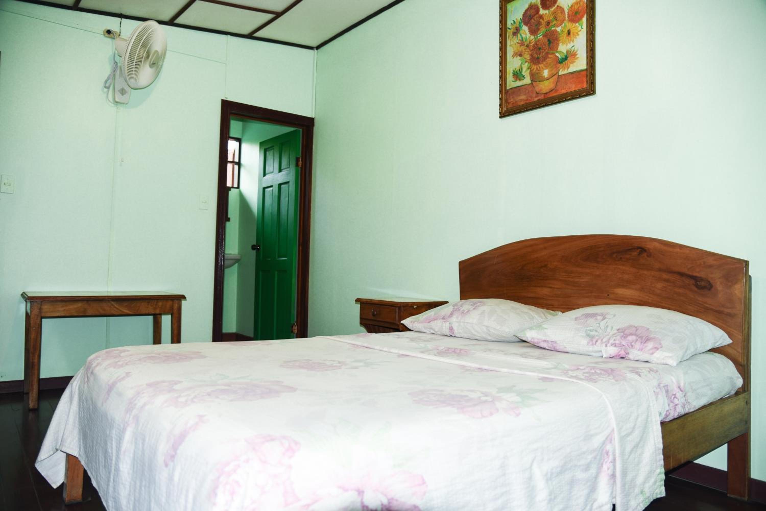 Double Room (Fan, Private Bathroom, NO Hot Water - NO TV)