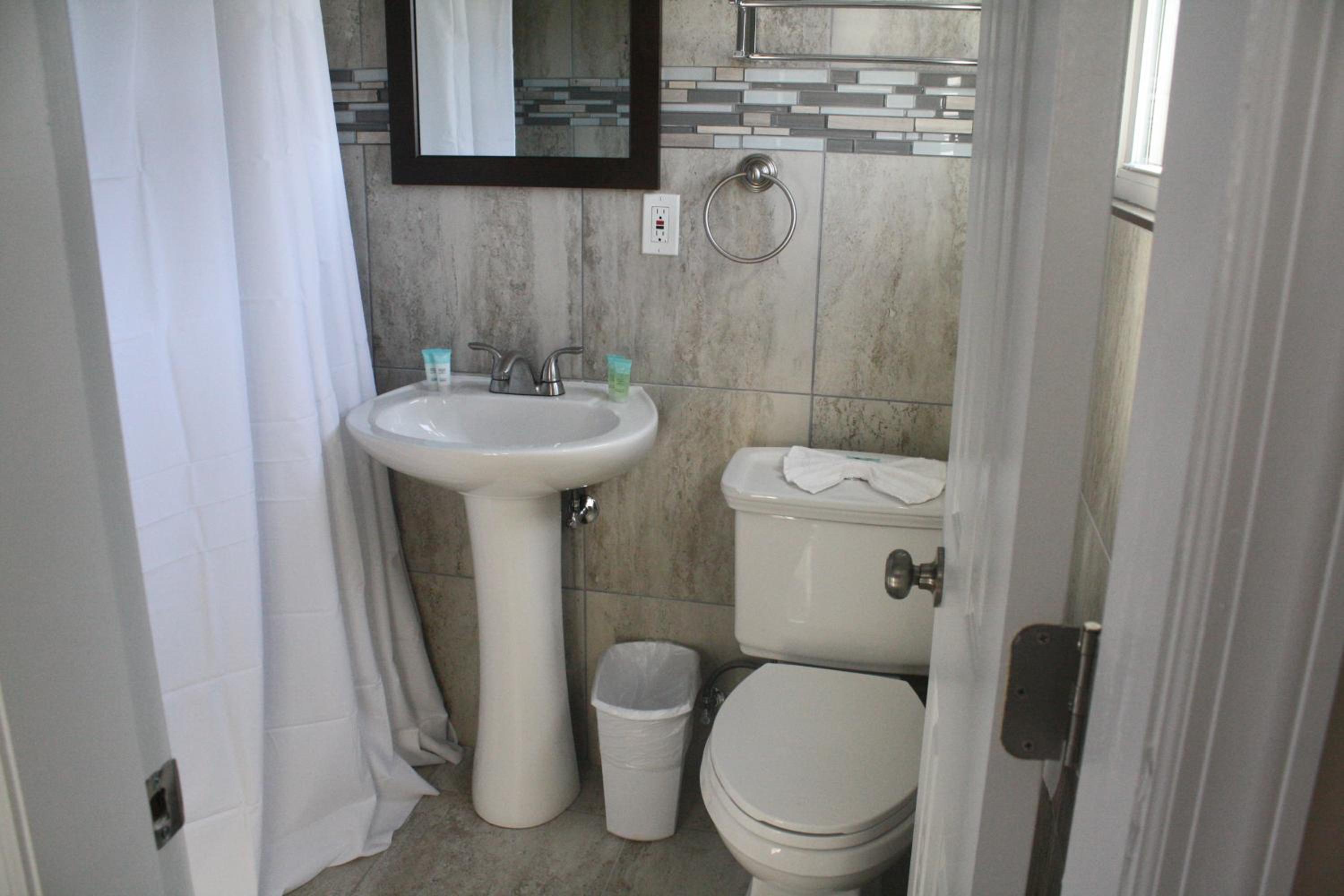 Deluxe Double King Room photo 3