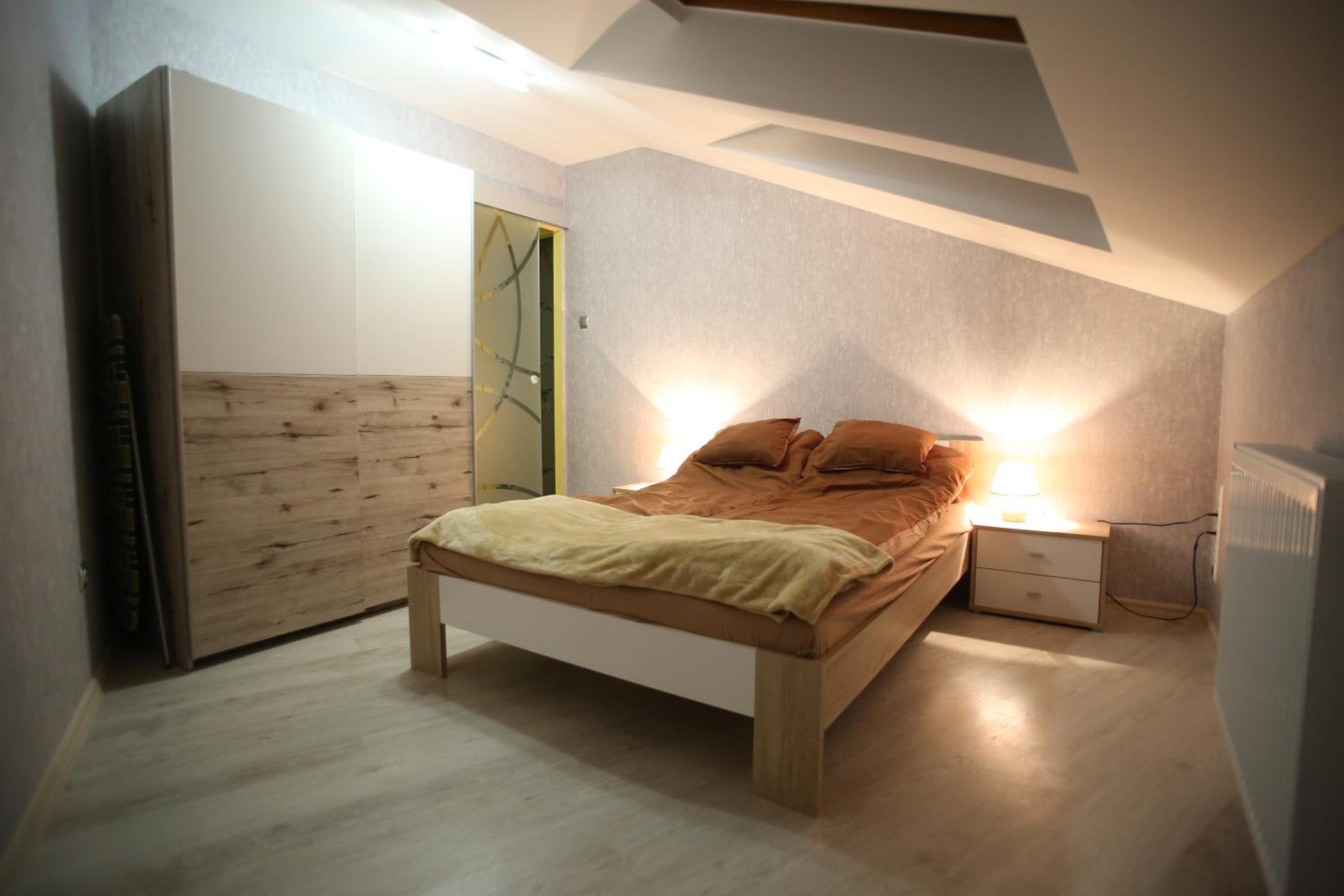 Deluxe Apartment - Photo 13
