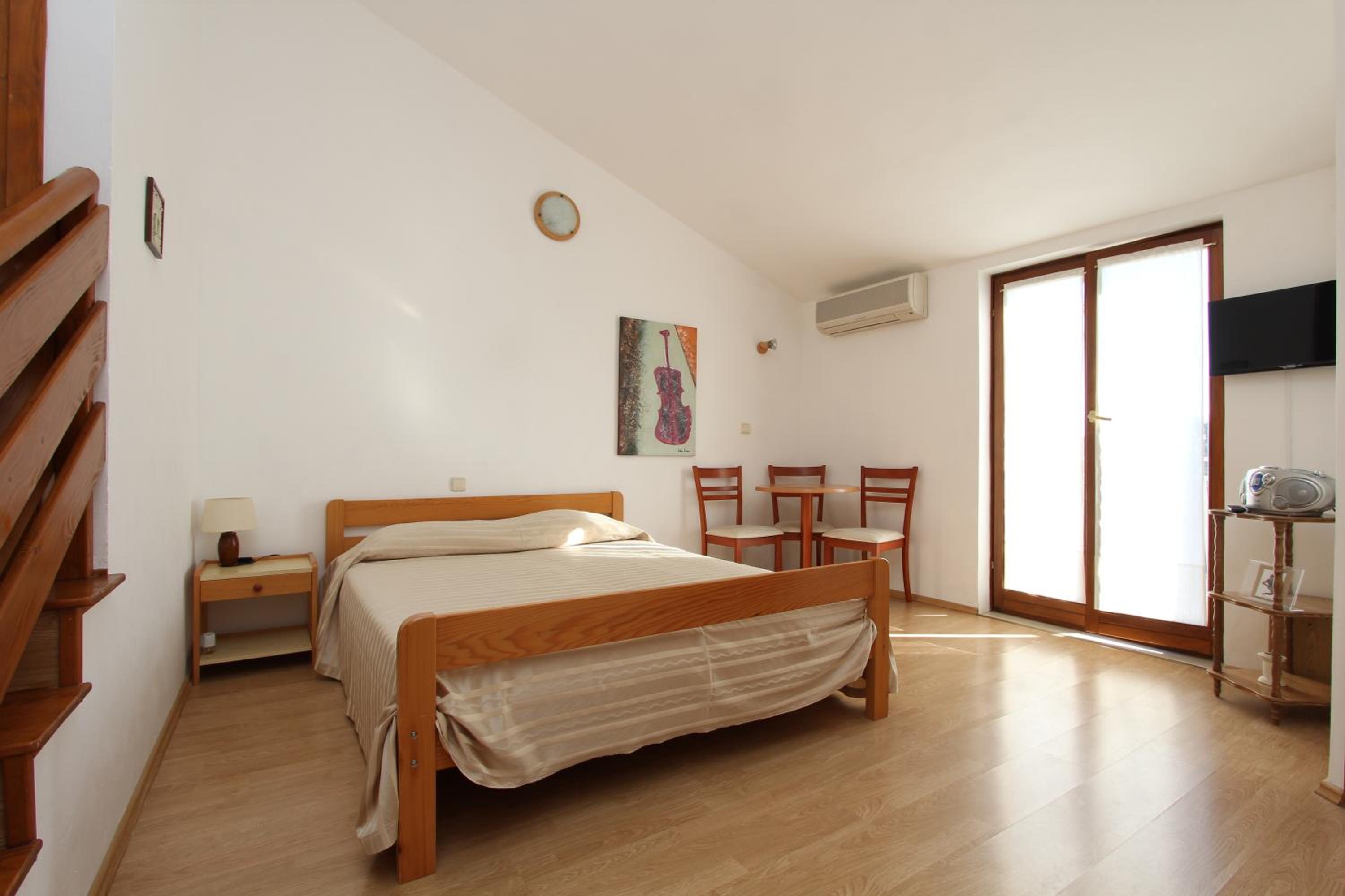 Apartment (A3) for 2 to 3 People
