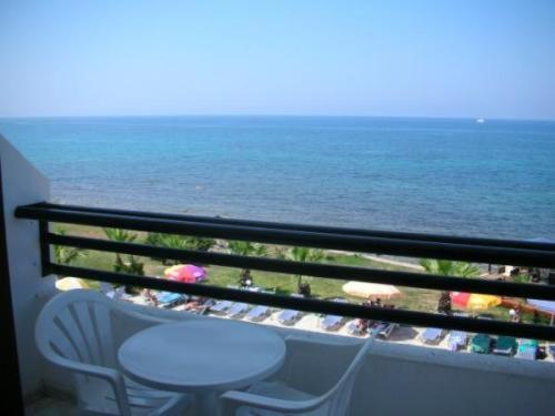 Triple Room with Sea View