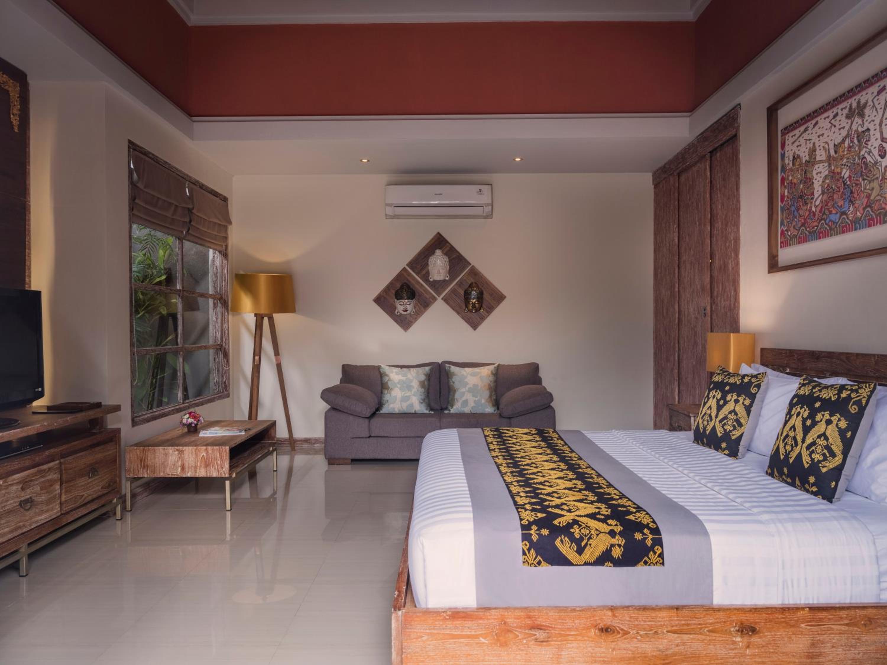 One-Bedroom Villa with Private Pool - Photo 11