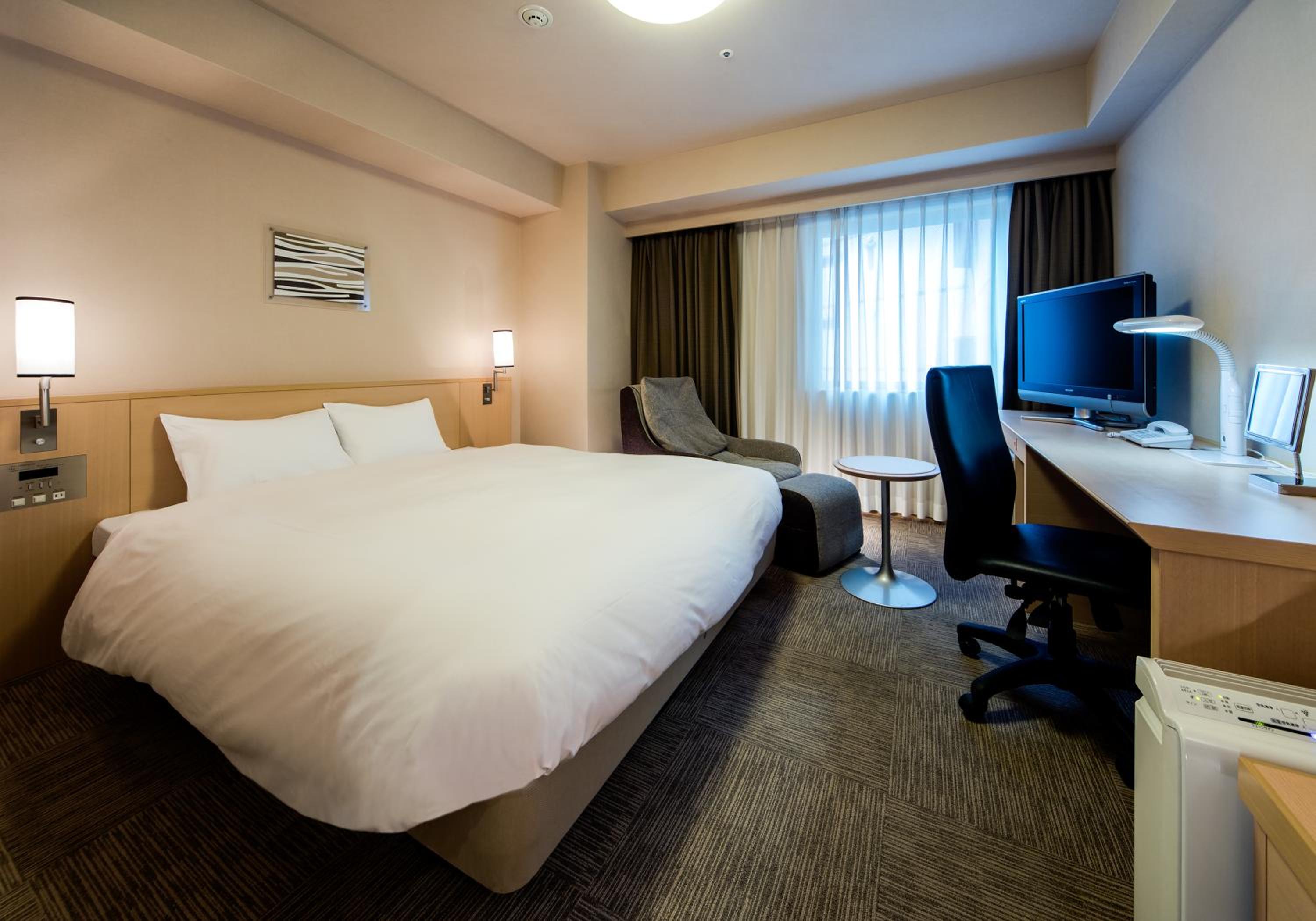 Deluxe Double Room with Massage Chair - Non-Smoking - Photo 1