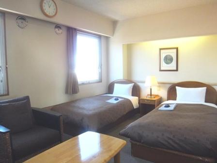 Twin Room - Non-Smoking - Photo 1