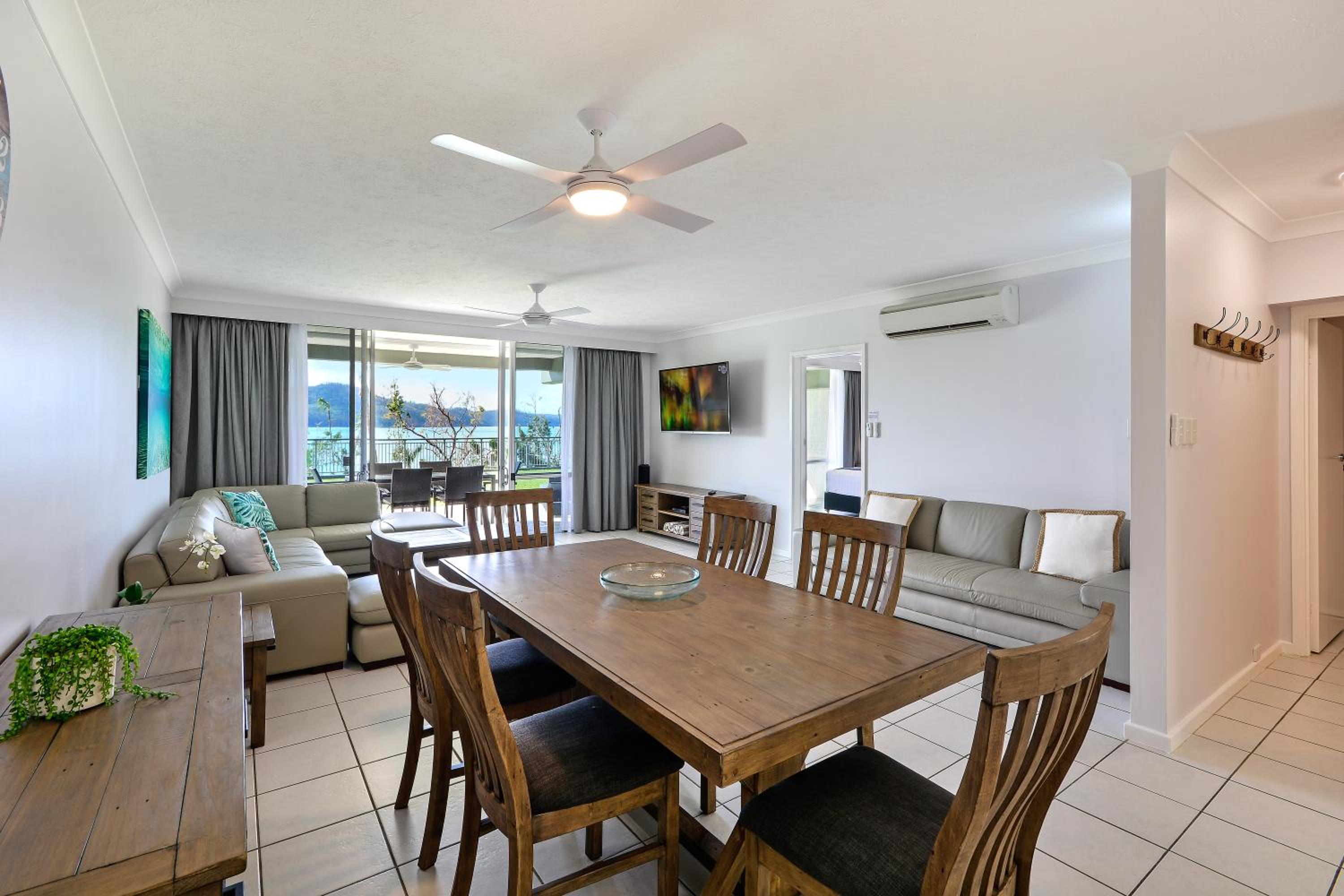 Two-Bedroom Apartment - Hibiscus 004