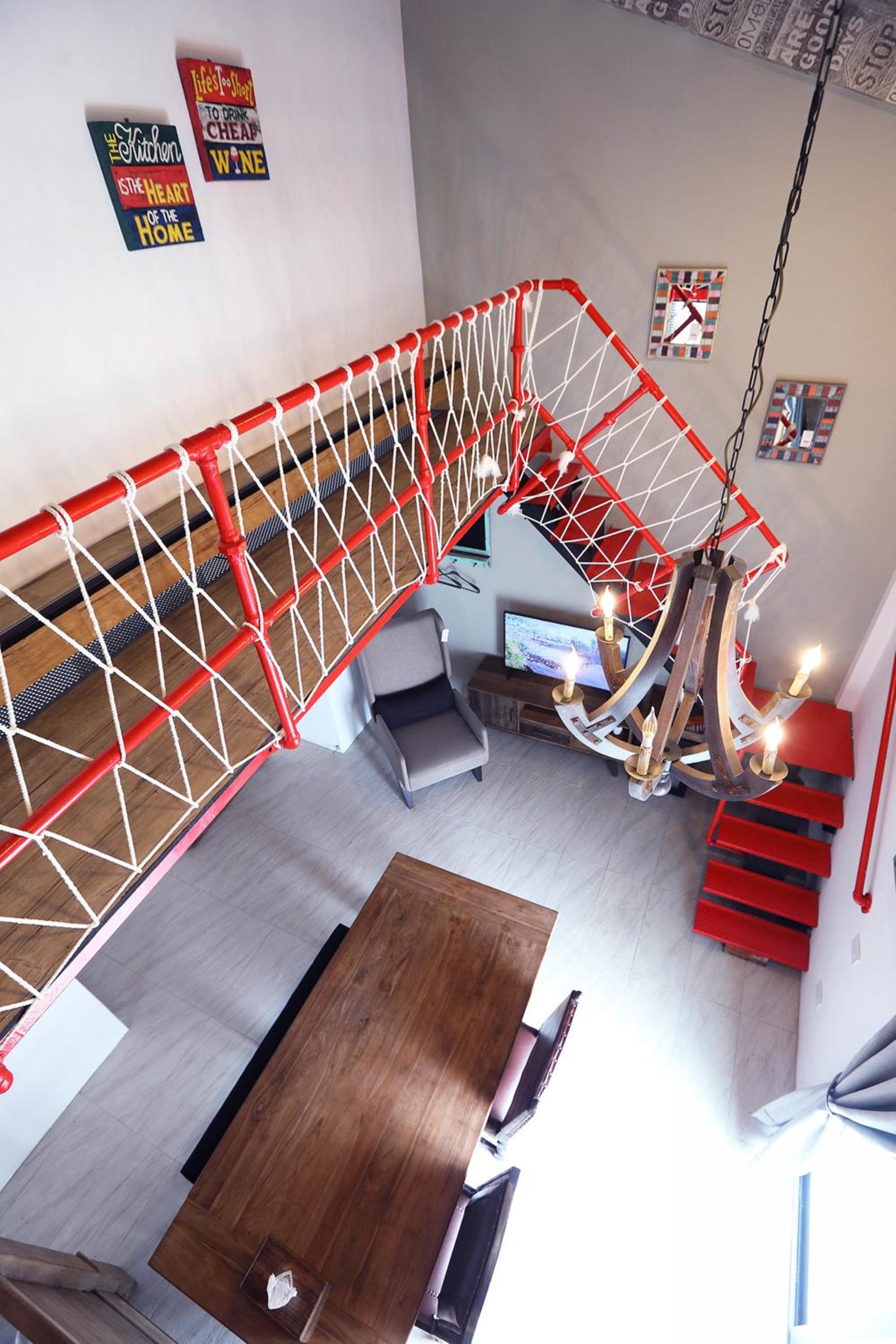 Deluxe Family Room photo 1