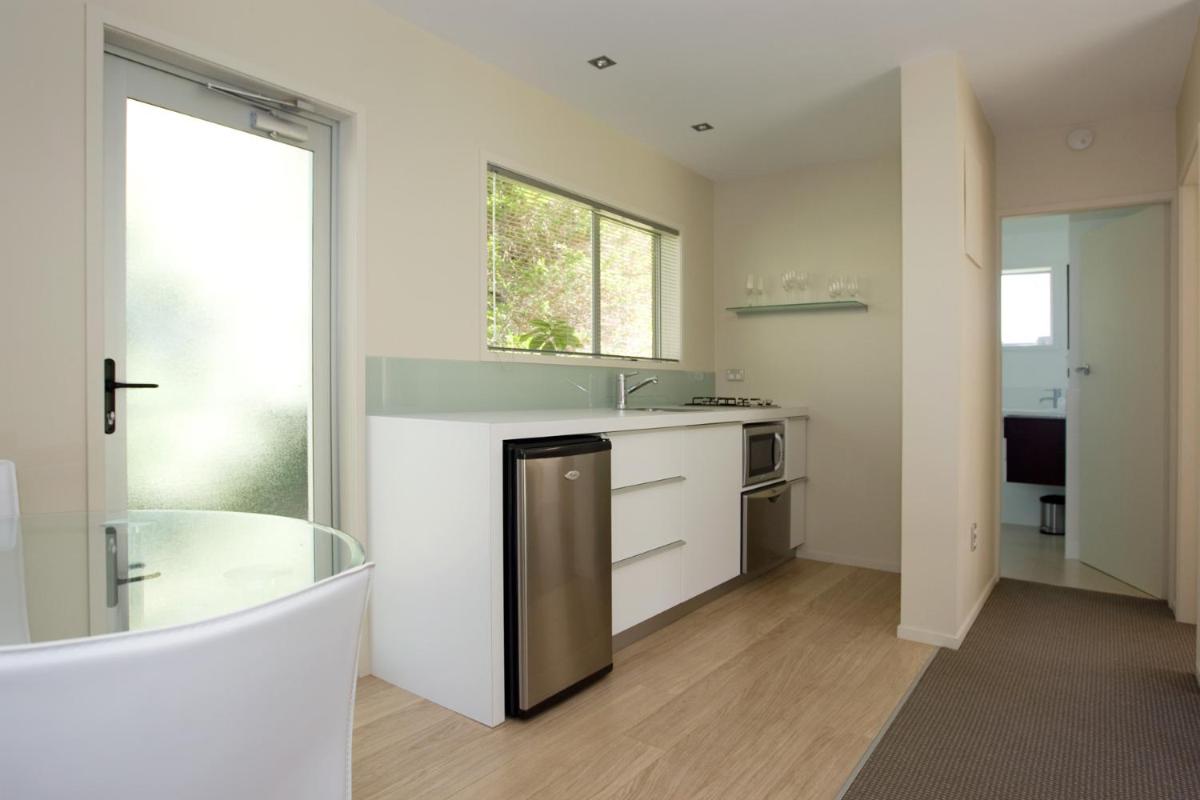 Executive One-bedroom Suite with Extra Bed photo 2