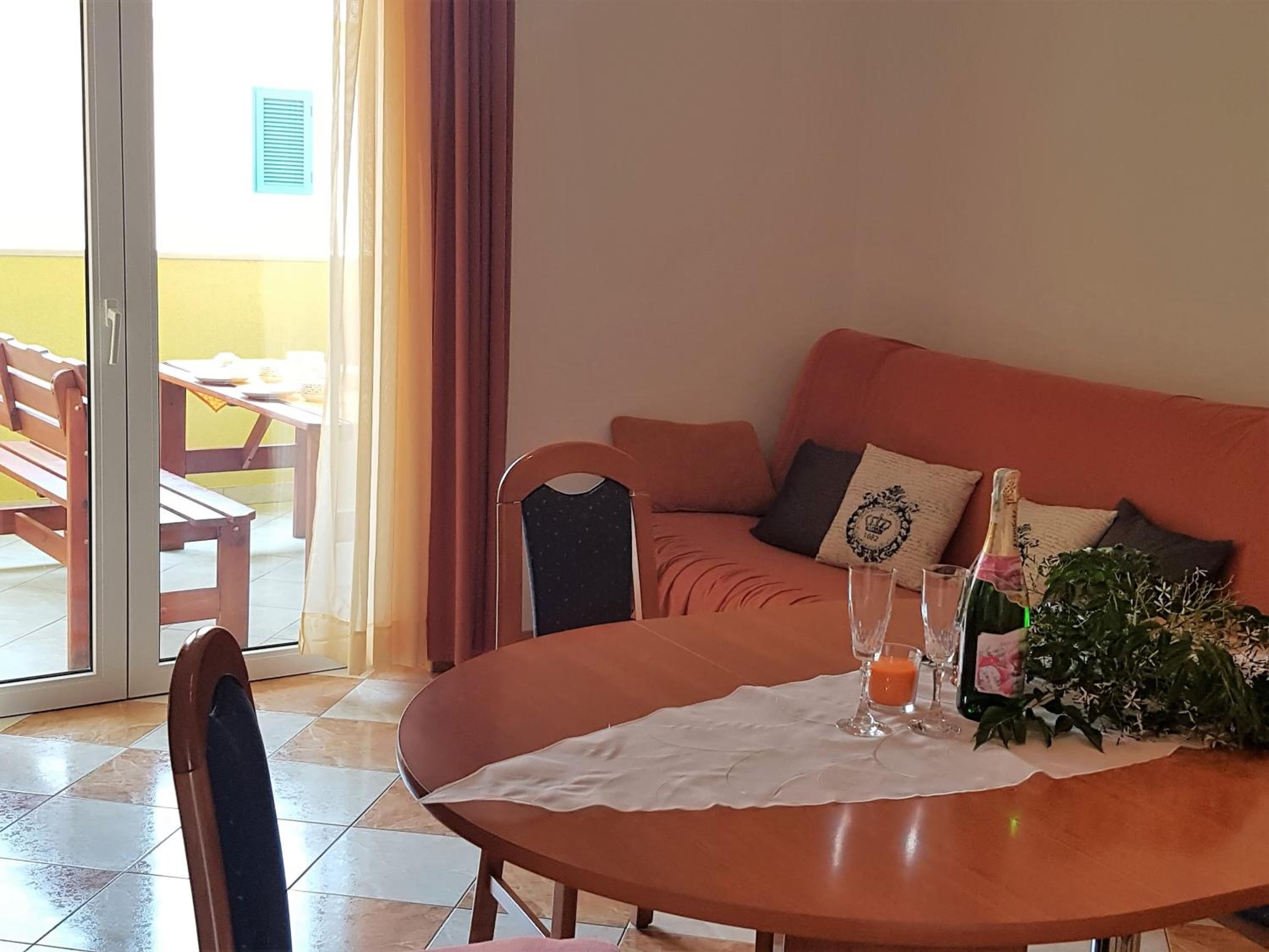 Two-Bedroom Apartment with Balcony - Photo 27