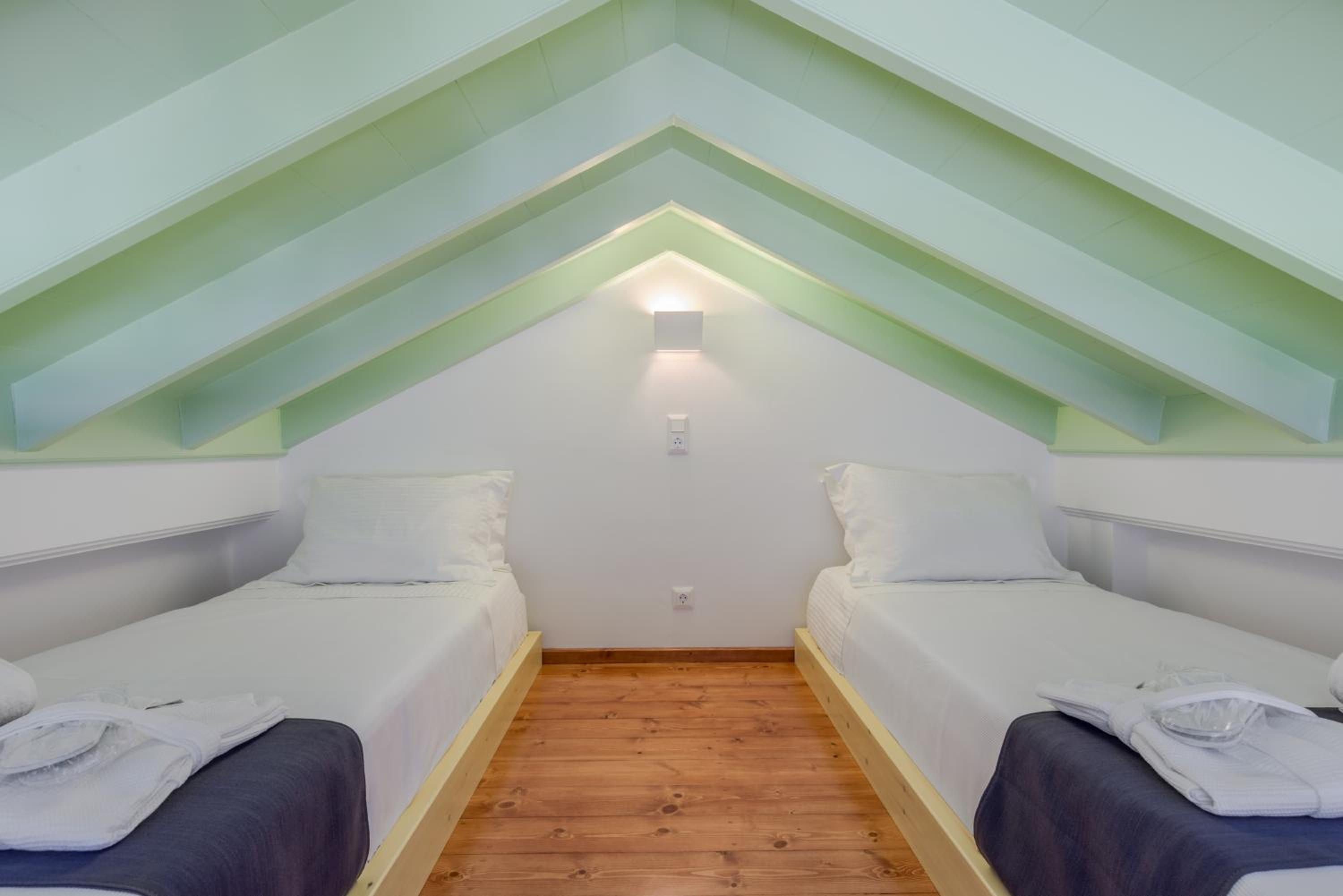 Family Apartment with Sea View photo 2