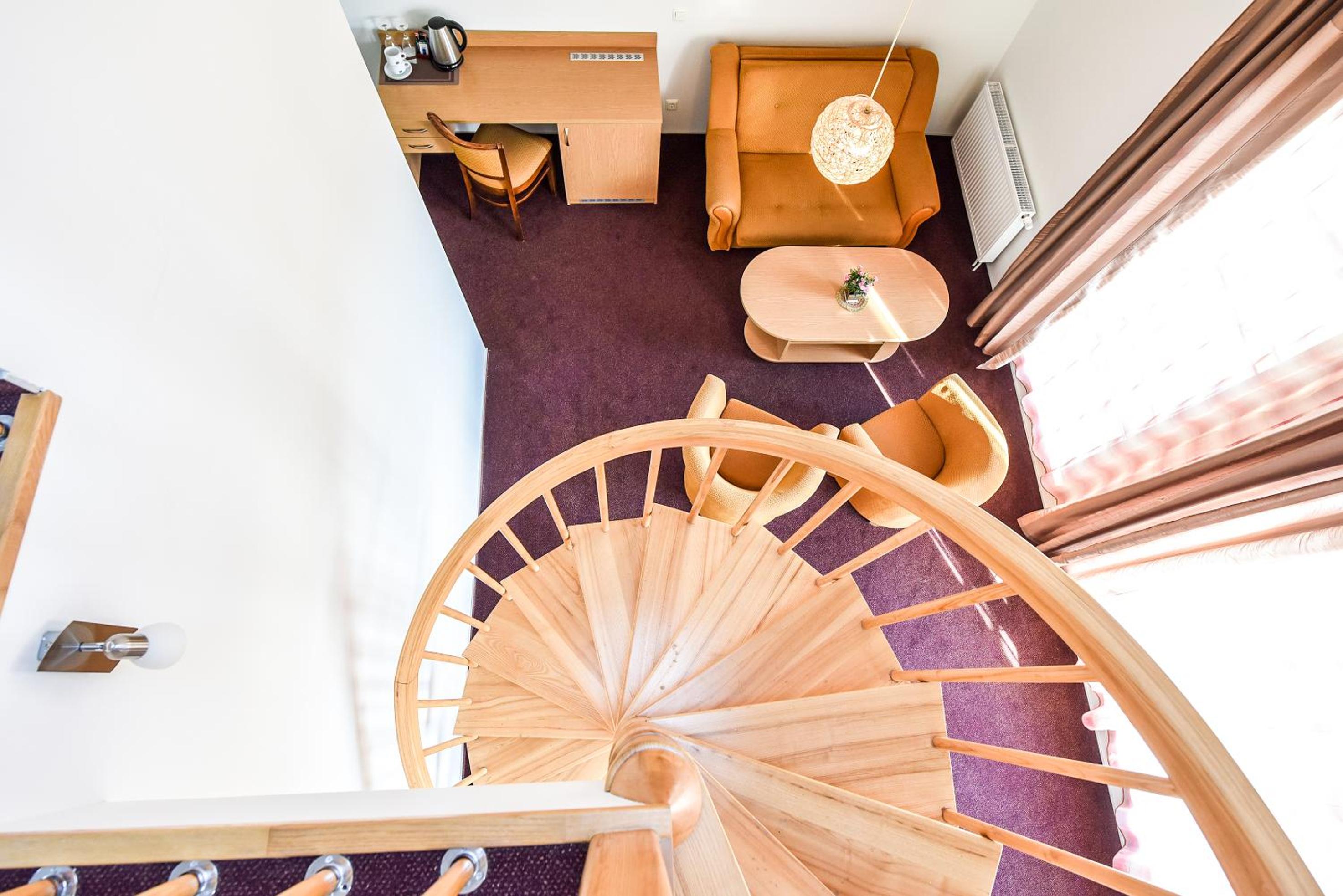 Standard Suite - Photo 6