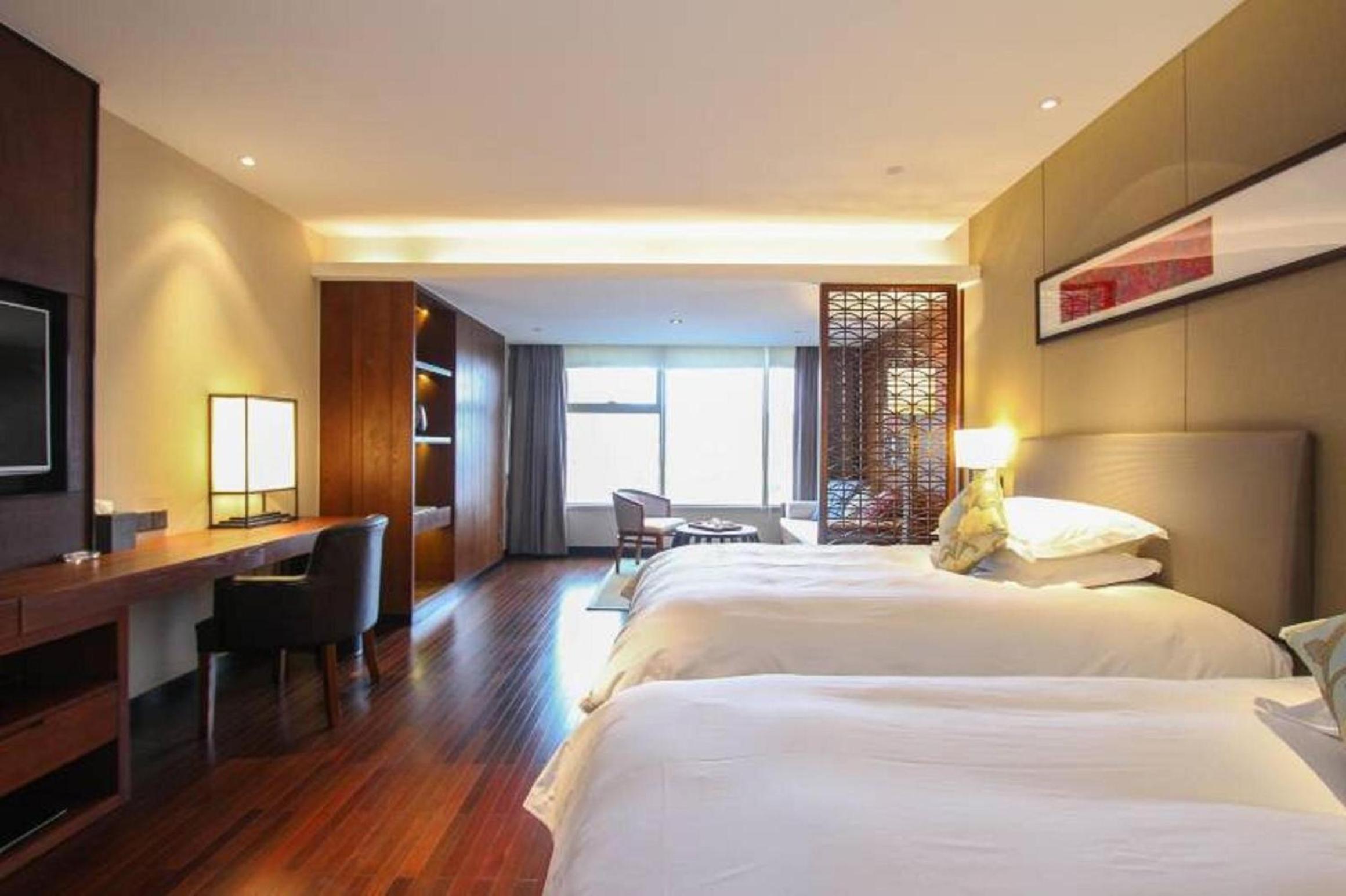 Deluxe Twin Room photo 3