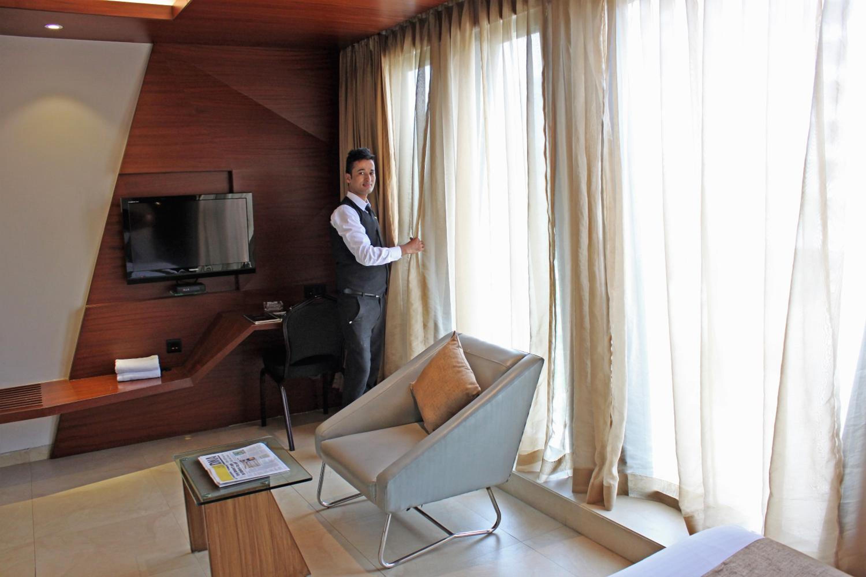 Superior Double or Twin Room with Airport Transfers - Photo 5