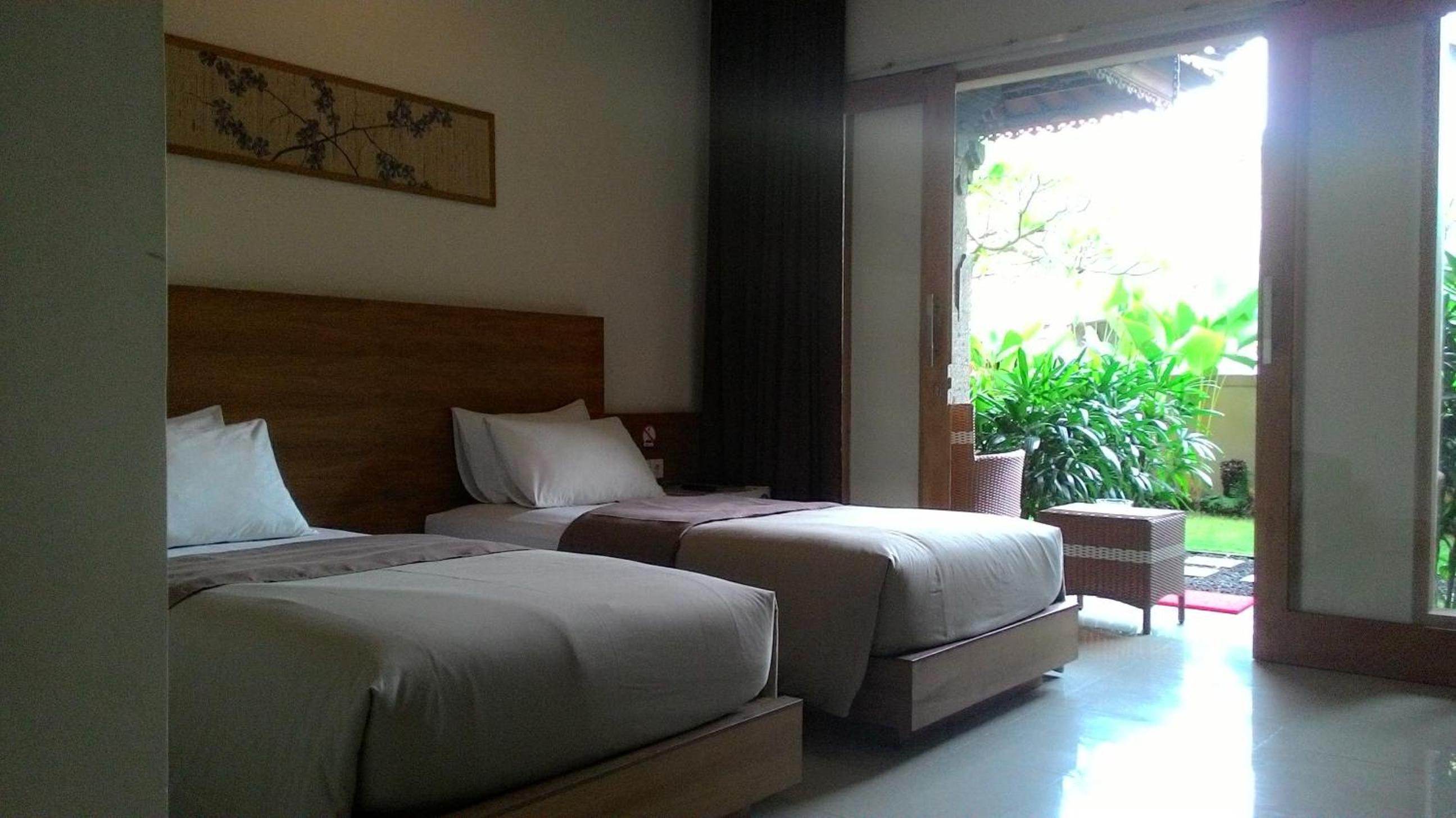 Standard Twin Room with Garden View photo 1