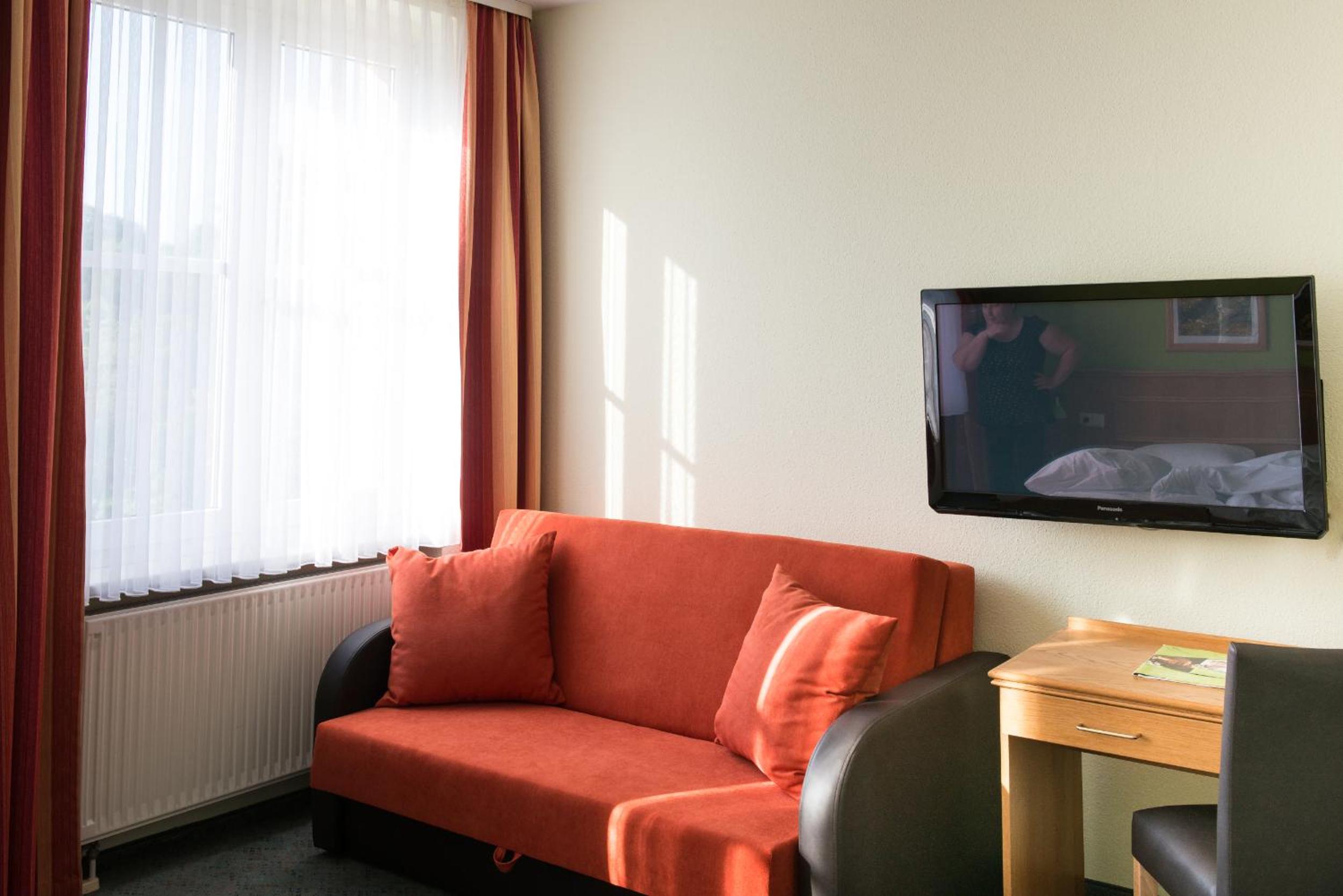 Standard Triple Room - Photo 1